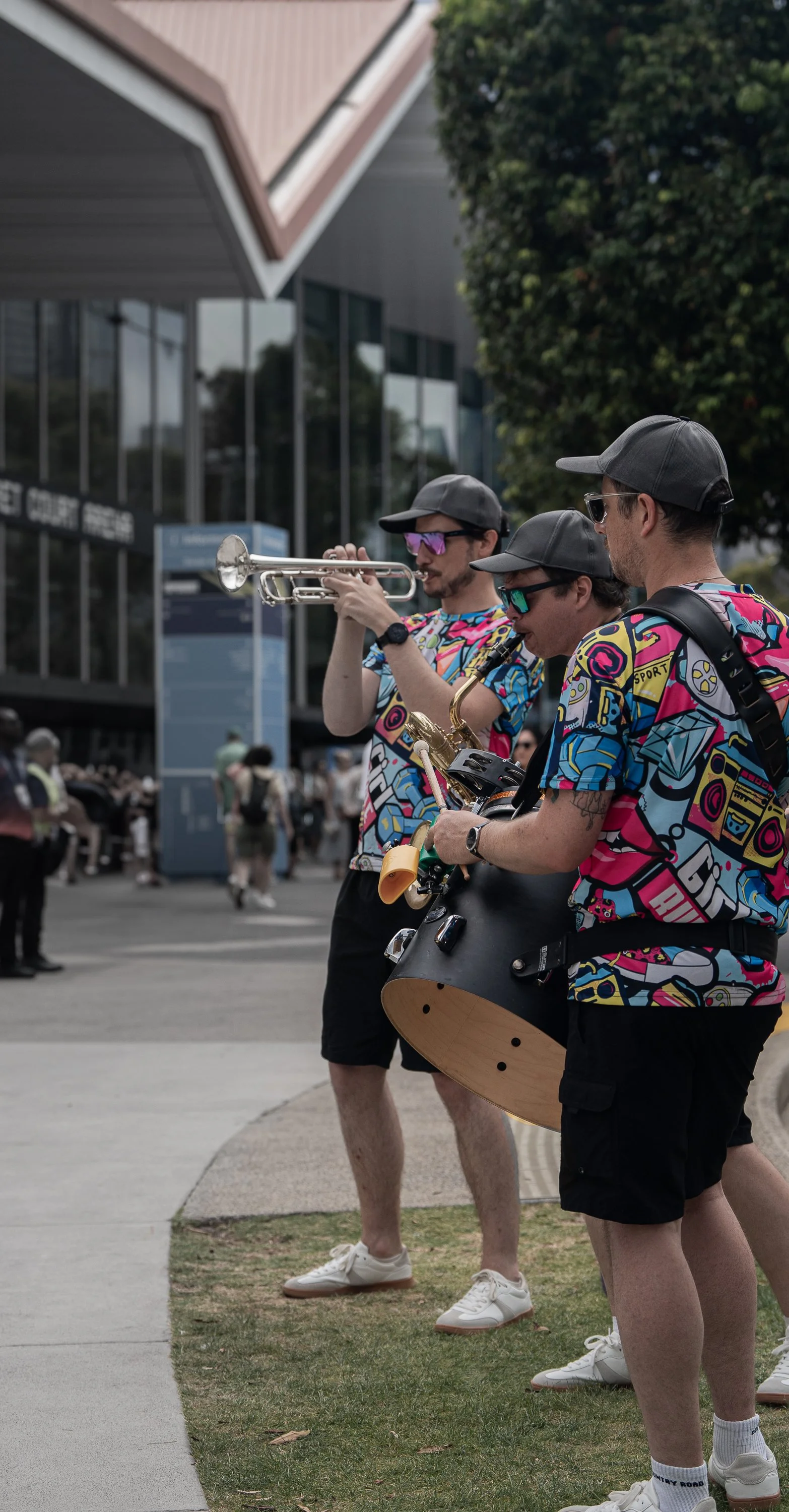 25011212 - Digital.jpg