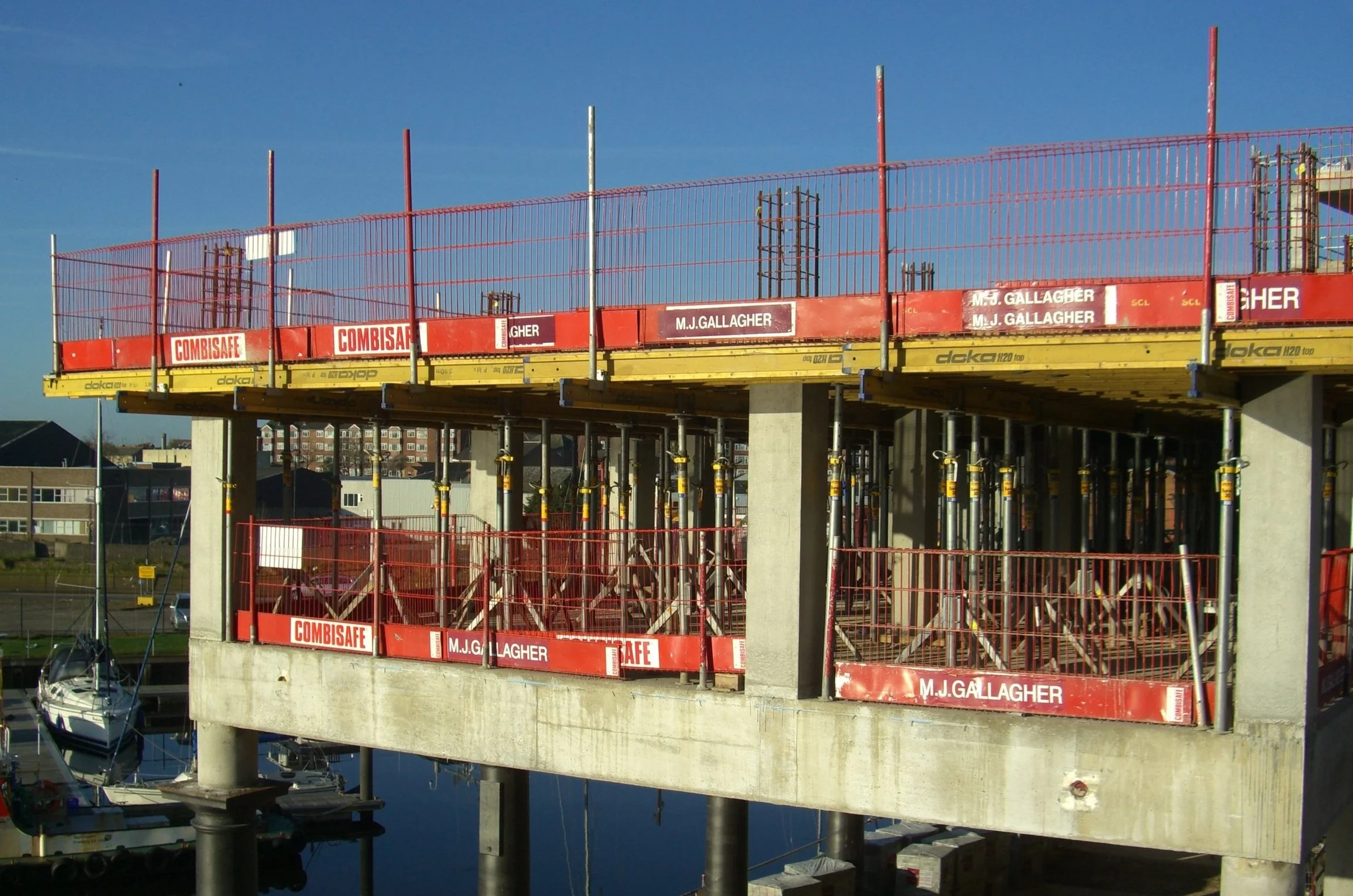 689 08.04.03 (17).jpg