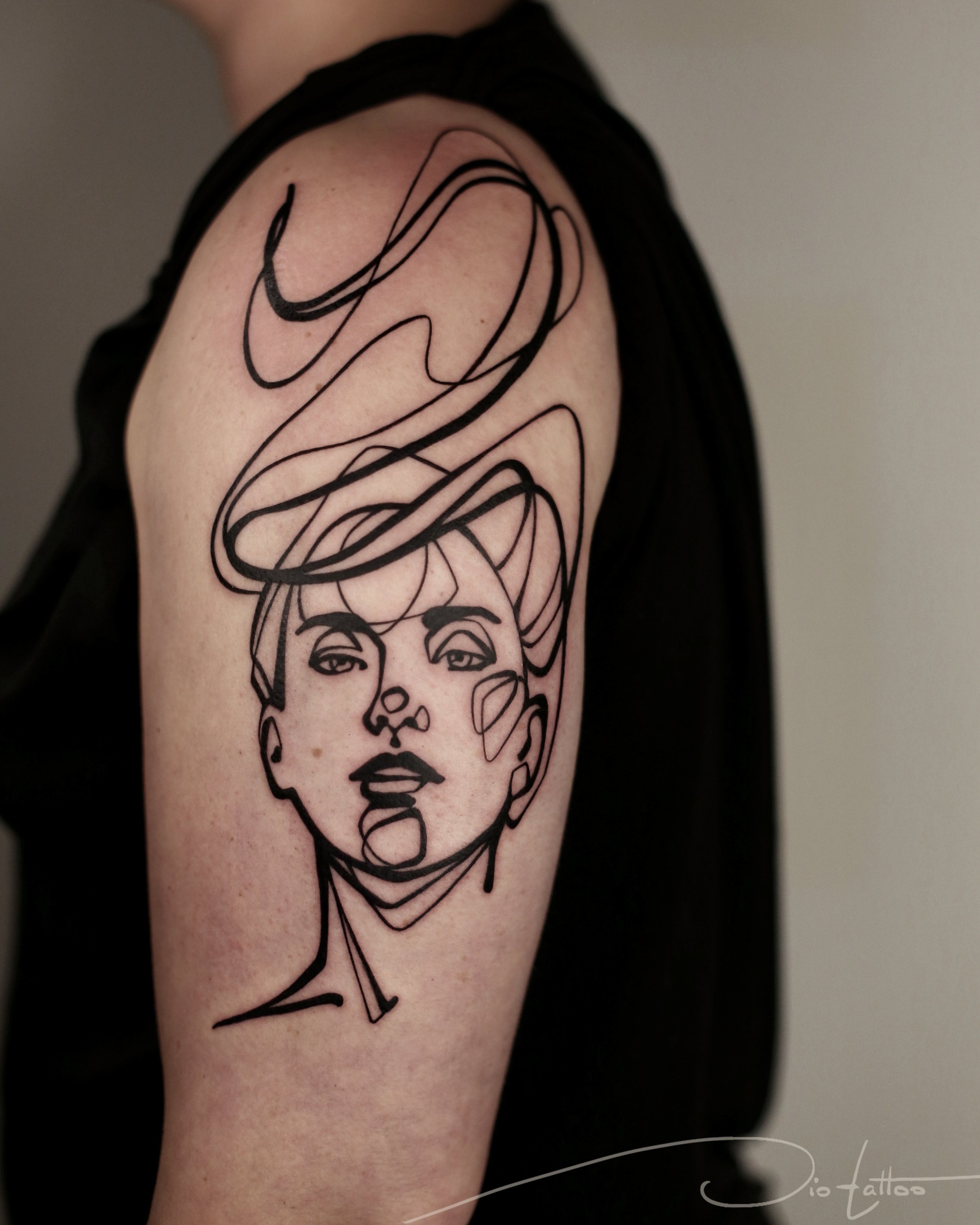 Reineketattoo1-a.jpg