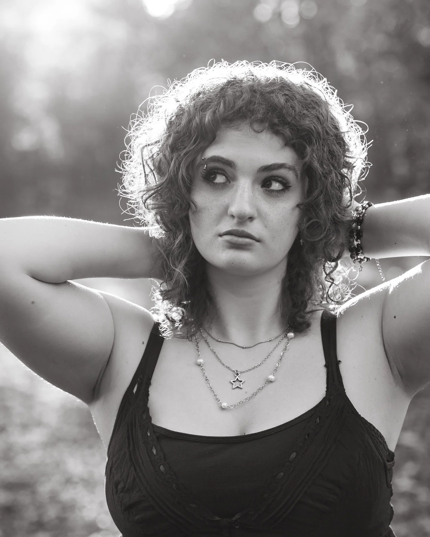 Logan | Class of 2026✨✨✨

#columbusohiophotographer #seniorportraitphotographer #ohiophotographer #columbusseniorphotographer