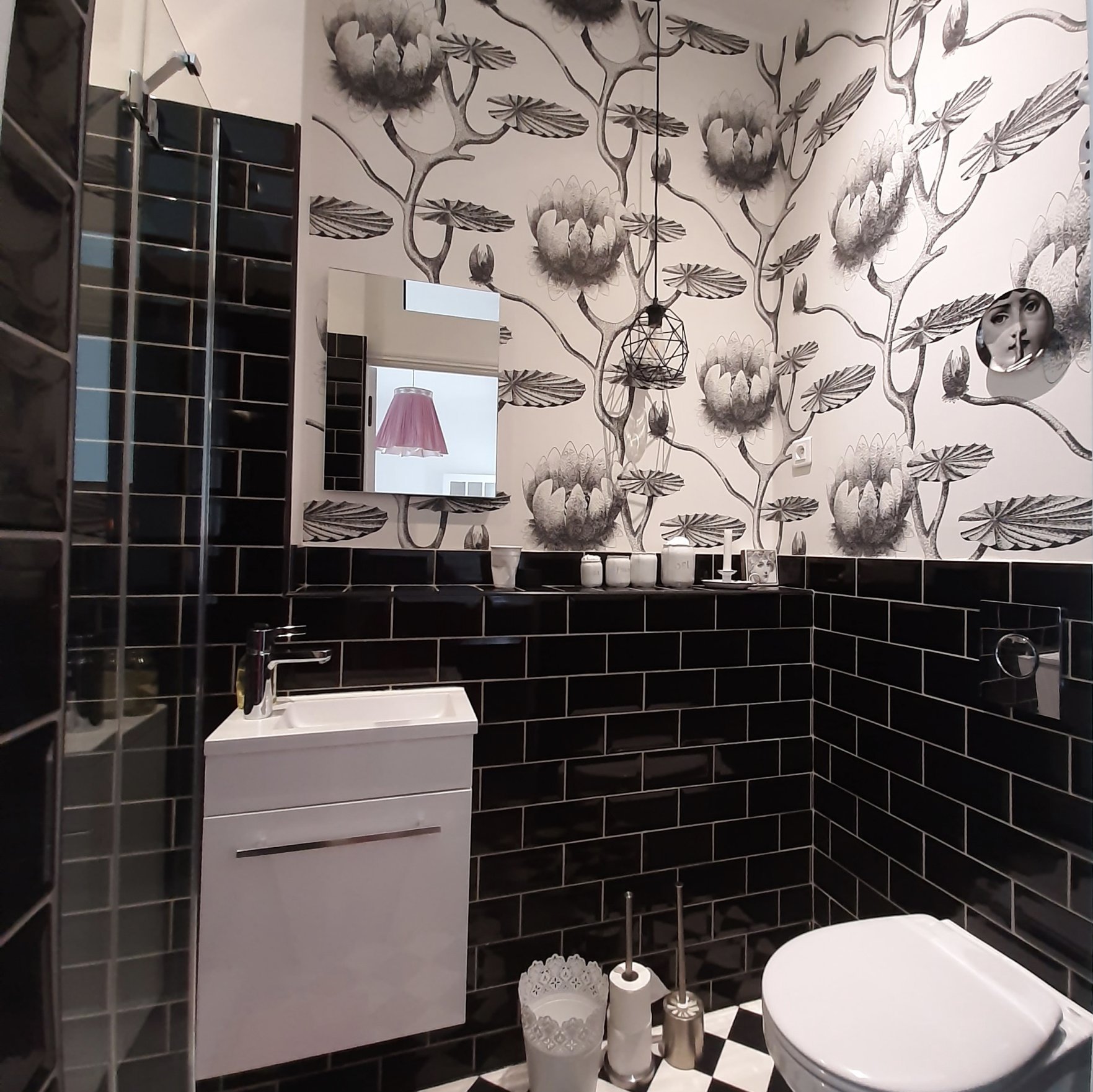 River View Room Bathroom.jpg