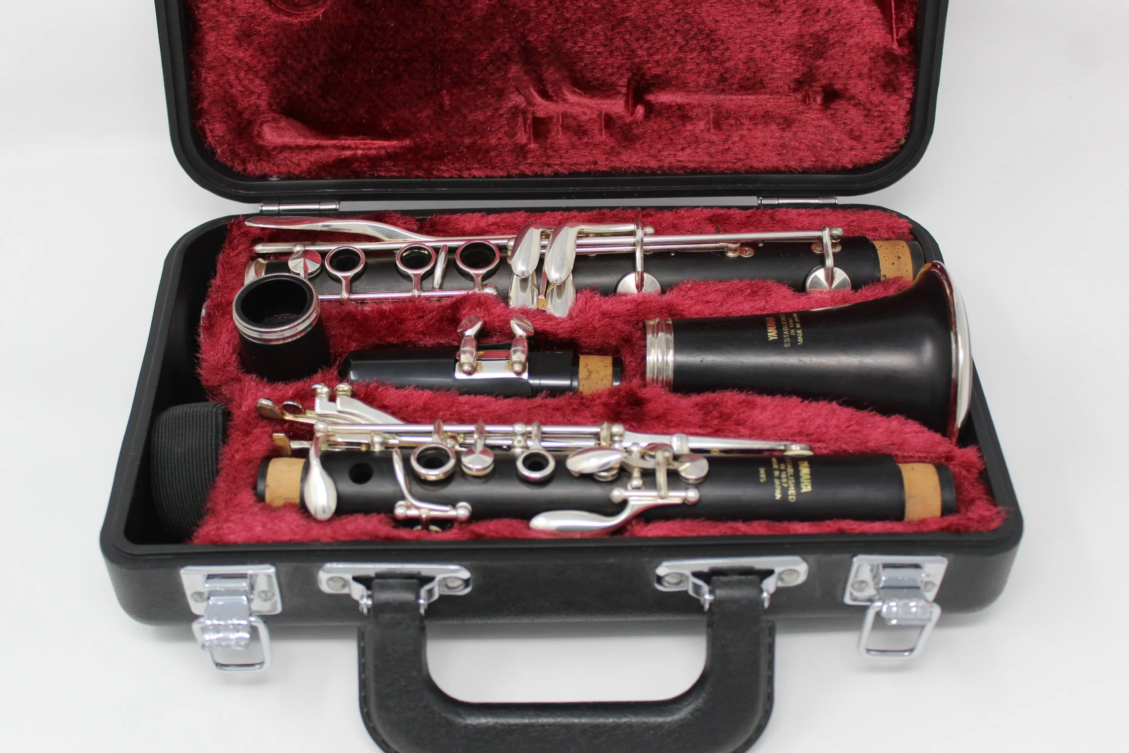 Yamaha+YCL-34IIS+Clarinet+in+Case.png