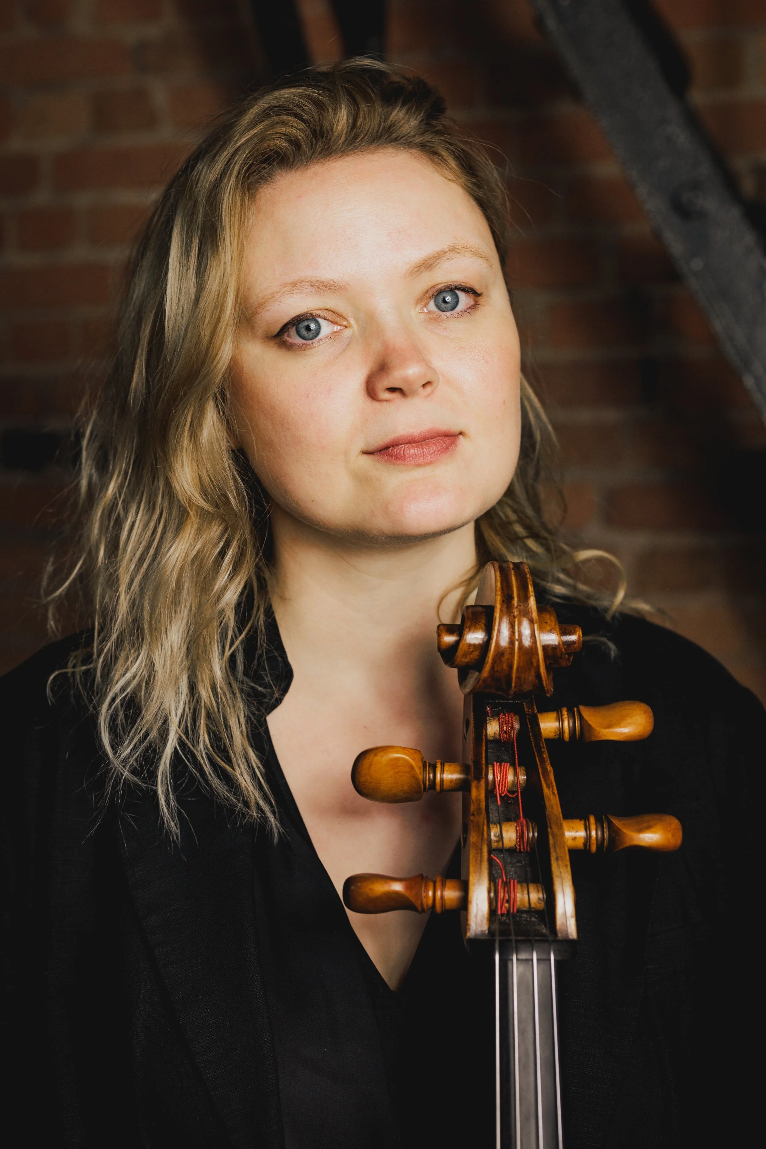 Molly McWirther Cello Teacher London