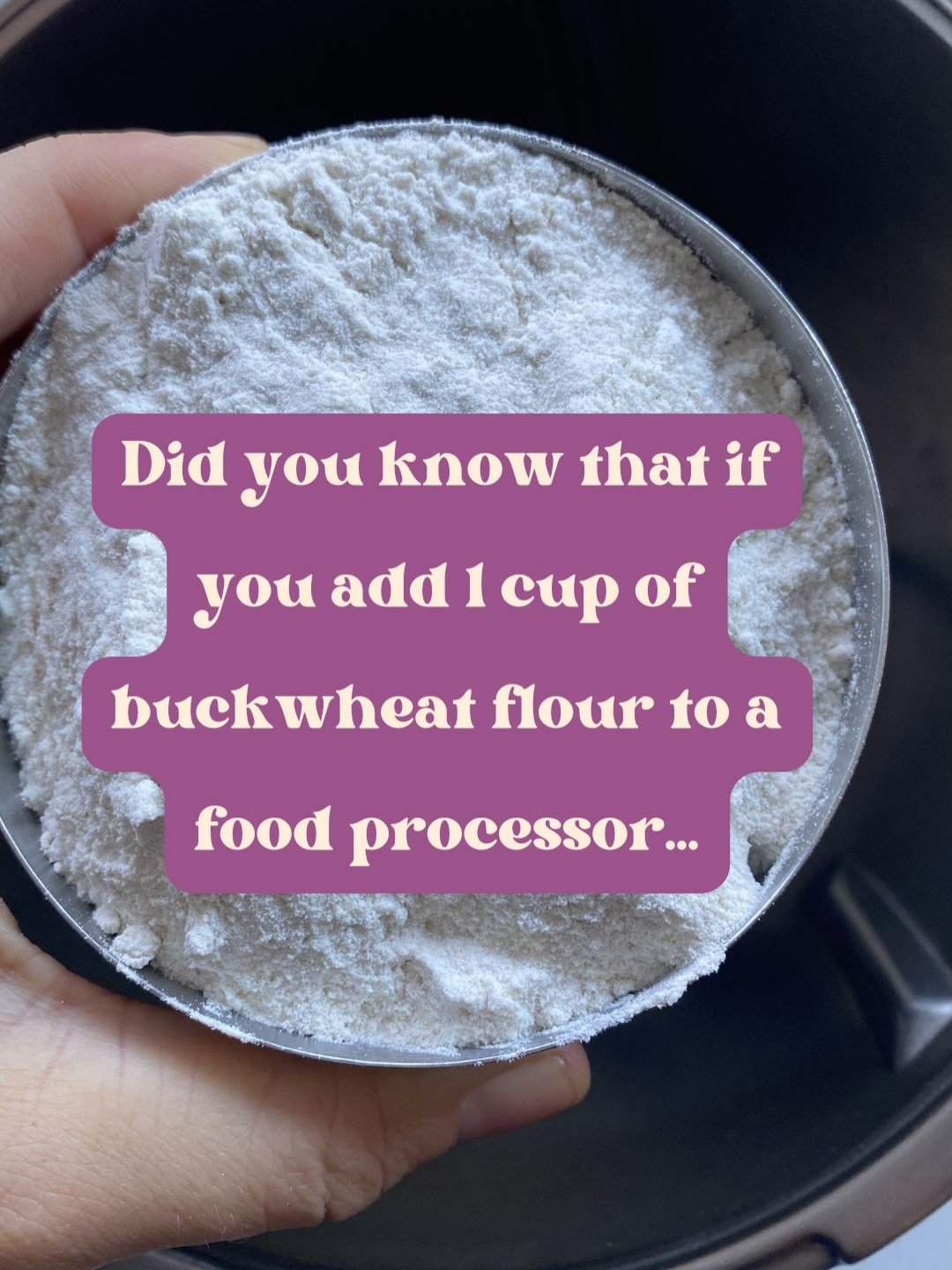 My kids are obsessed with this baked pancake. 
The easiest breakfast or lunchbox win &mdash; no flipping needed 🙌🏼

Boost the protein by adding collagen or protein powder, or serve with yoghurt, seeds or nut butter 👌🏼

You&rsquo;ll need: &bull; 2