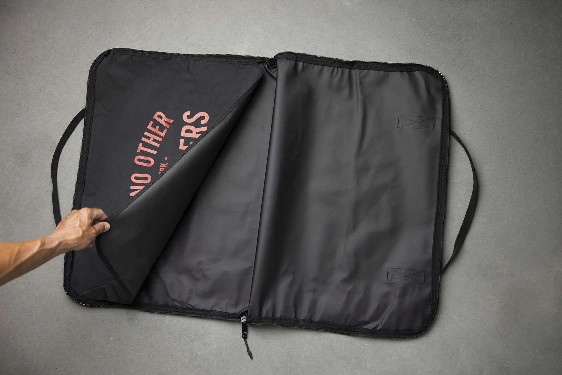 LOC 3-in-1 Wader bag-2-6 copy.jpg