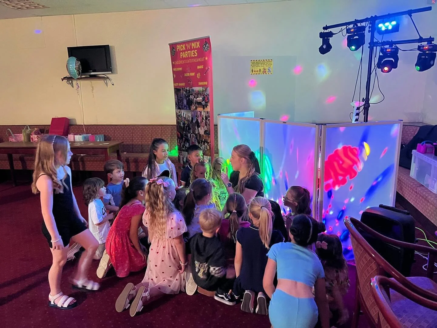 Another AMAZING midweek party to celebrate Callie-Brooke&rsquo;s 6th birthday 🥳🪩🙌🏻🩷⭐️