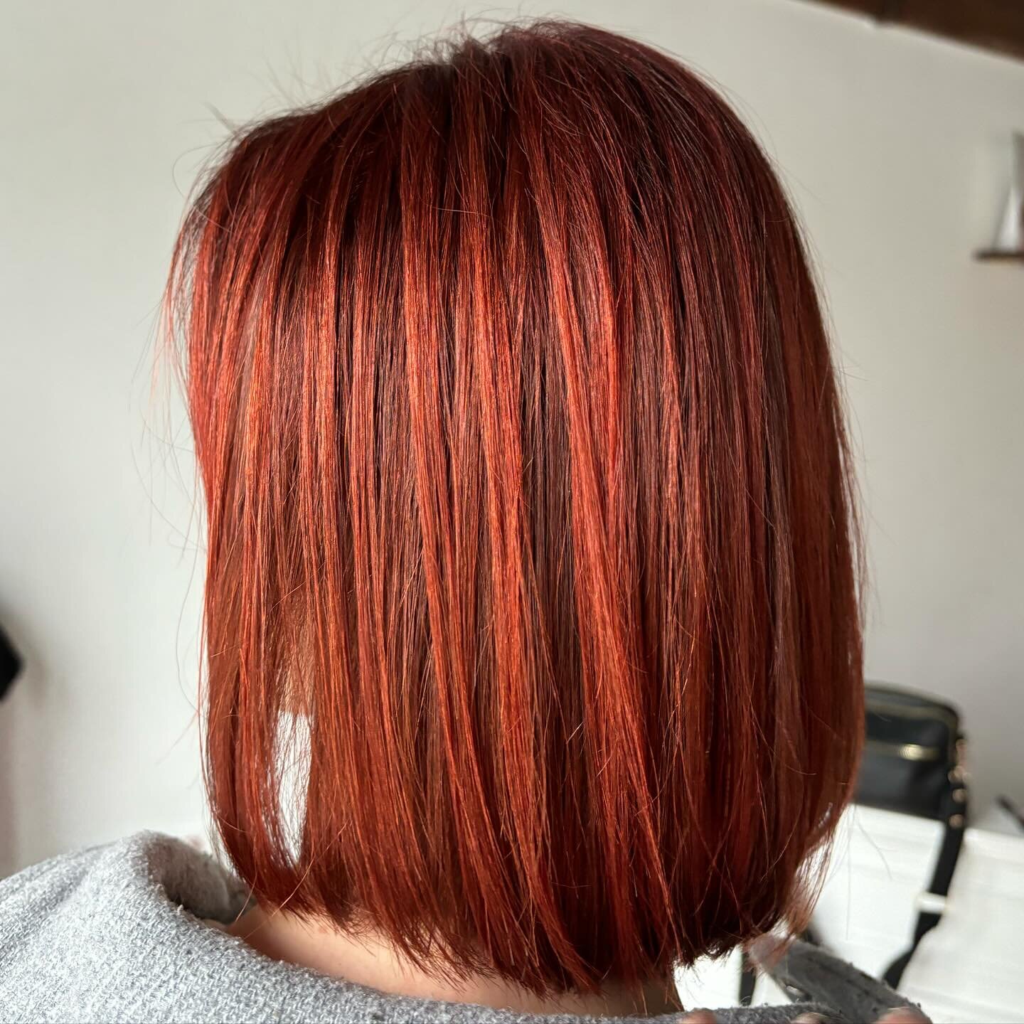 ꥟IT&rsquo;S NOT JUST A HAIR COLOR, IT&rsquo;S A STATE OF MIND ꥟ 
.
#redhead #nakhaircolor #nakhaircolour #nakhairgalacollection #galacollection #nakhair #nakhairproducts #noordinaryhair #noordinarycolor 
.
@nakhair_belgium 
@hairco_official