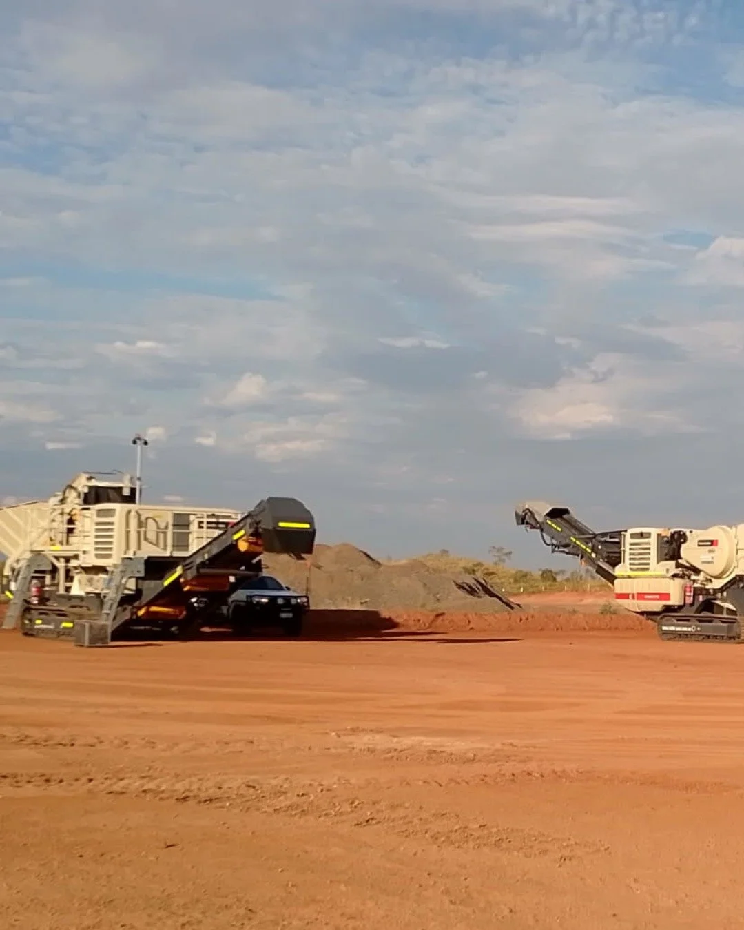 Just a few new toys for the fleet 😎
MDM&rsquo;s lineup just got a few new additions, say hello to our brand-new Metso crushing circuit, featuring a Jaw Crusher, two Cone Crushers, a VSI Crusher, and a Screen.

More power. More precision. More produc