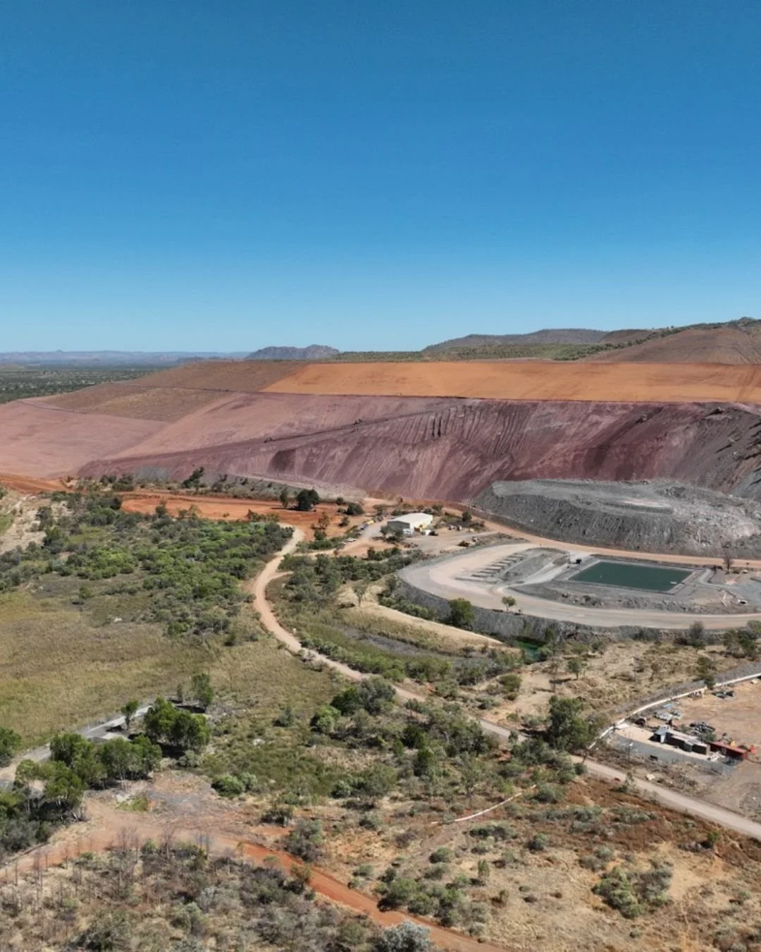 Mine rehabilitation is about doing it right, not just getting it done.
For Country.
For Community.
For future Generations.

Because restoring Country properly takes experience, the right fleet, and operators who know what they&rsquo;re doing.
Not eas