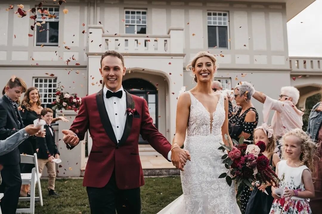 Rhi and Beau with those just married feels

Florals, styling, planning @freyr.studio
Candles @hueseeka
Chairs @saltershire
Photography @doxa.visual
Videography @awkwardsoulfilms
Venue @watertonhallwines
Catering @missarahglover
Bride @rhi_tuthill
Gro