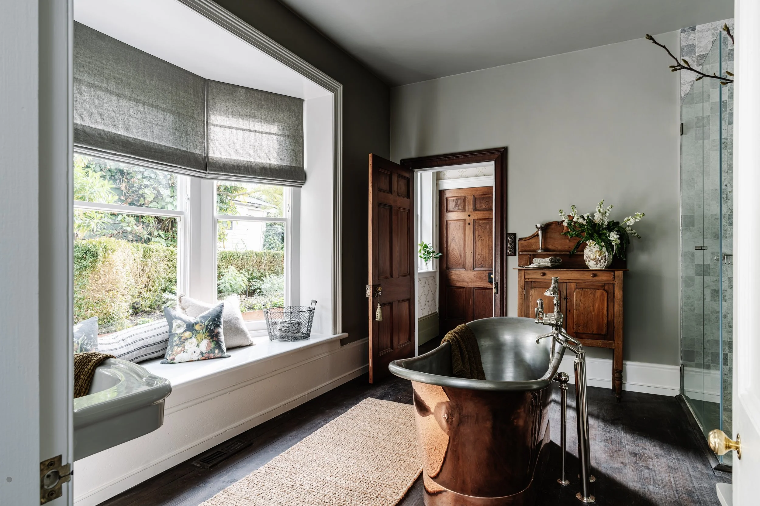 Freyr-Studio-Beulah-House-Tasmania-Wedding-Bath.jpg