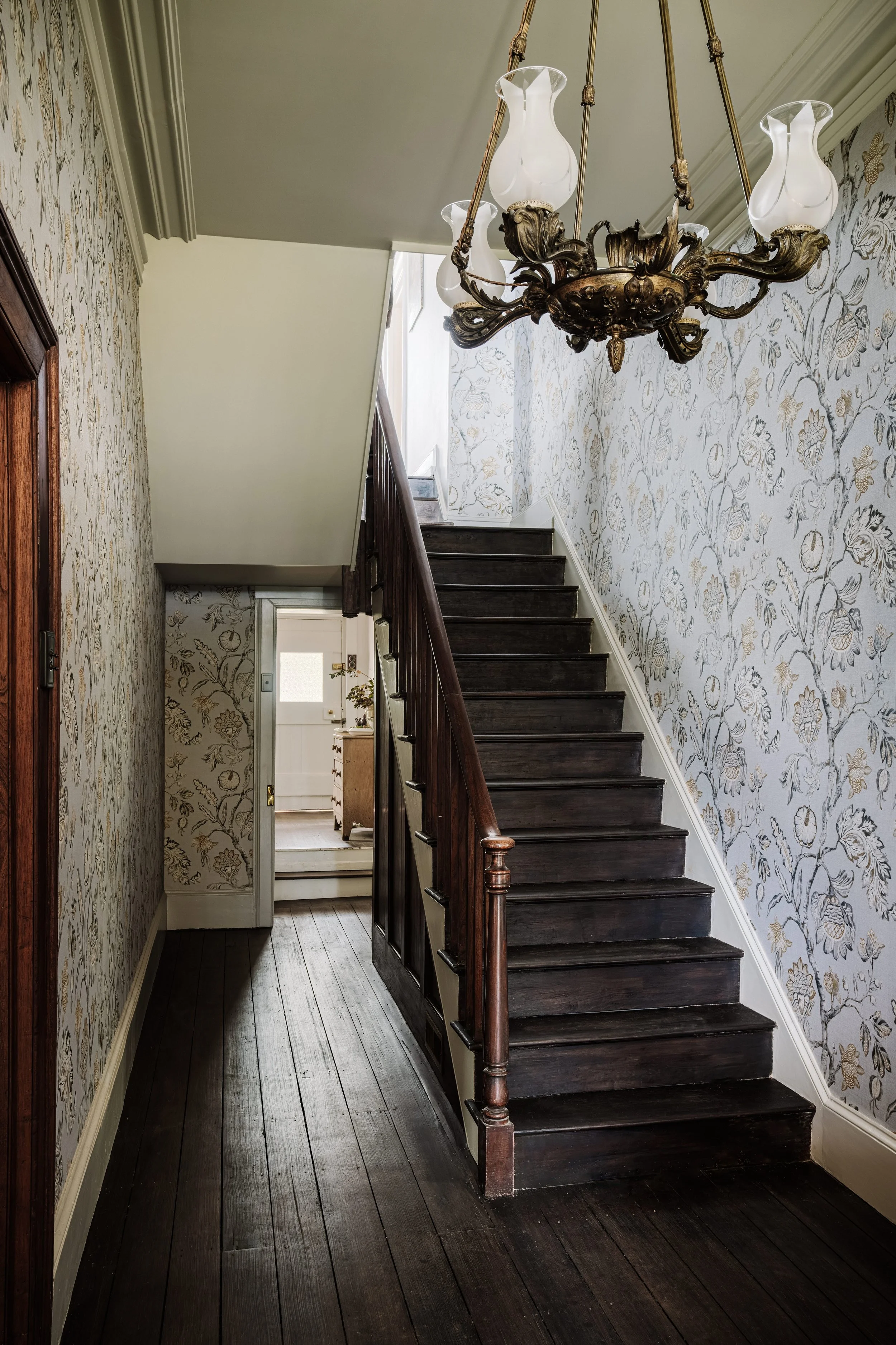 Freyr-Studio-Beulah-House-Tasmania-Wedding-Stairs.jpg