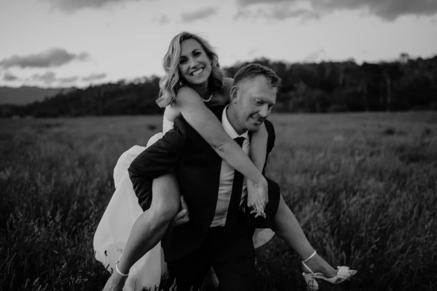 The inimitable Liv and Adam on their incredible property in Chudleigh.

Always an honour to be invited into peoples homes and lives for such joyous occasions x

Lovers: @olivia_clare and @adam_crawford__
Planning + Styling @freyr.studio
Photography: 
