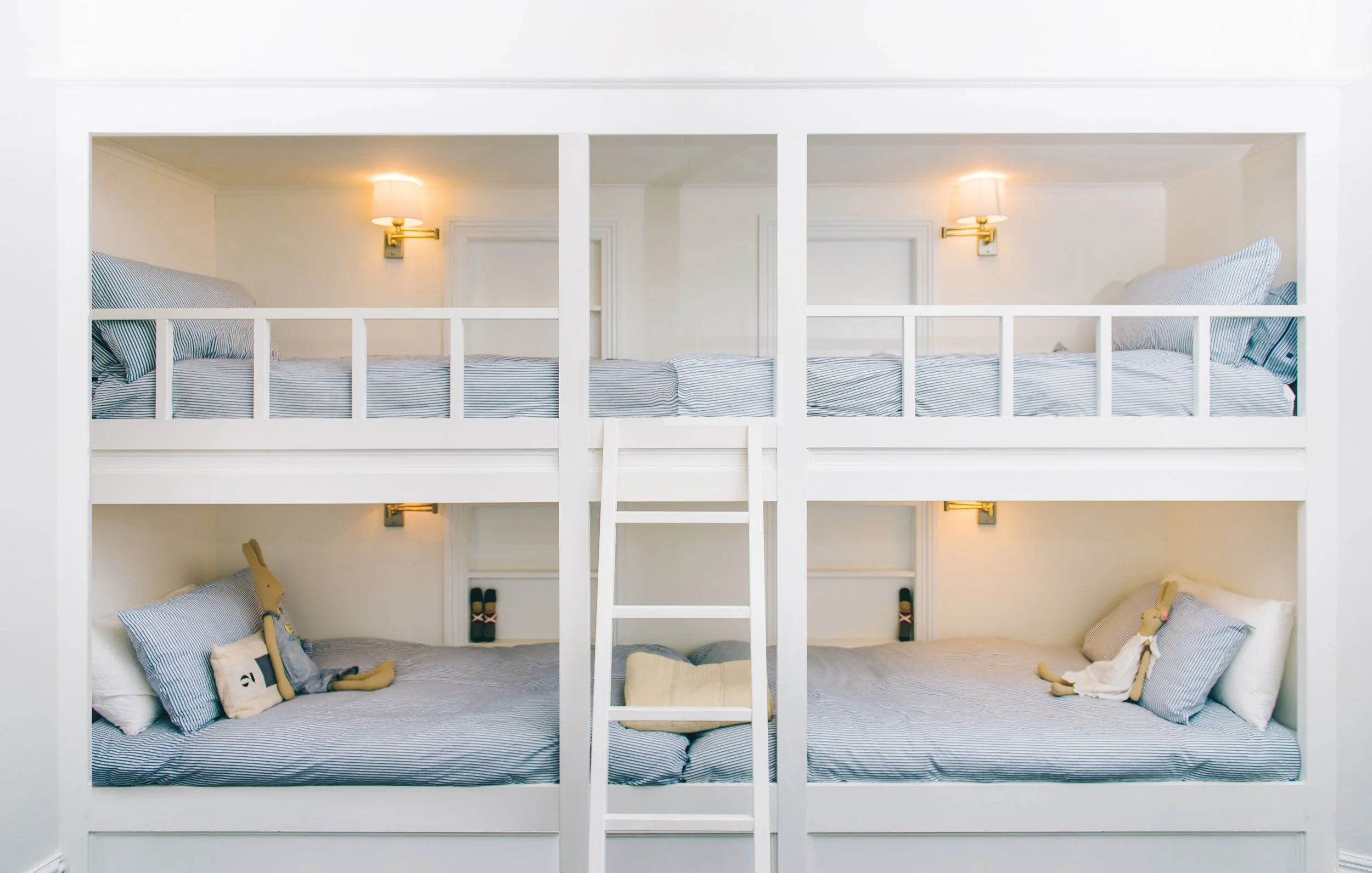 quamby-home-Freyr-Studio-Bedroom.jpg