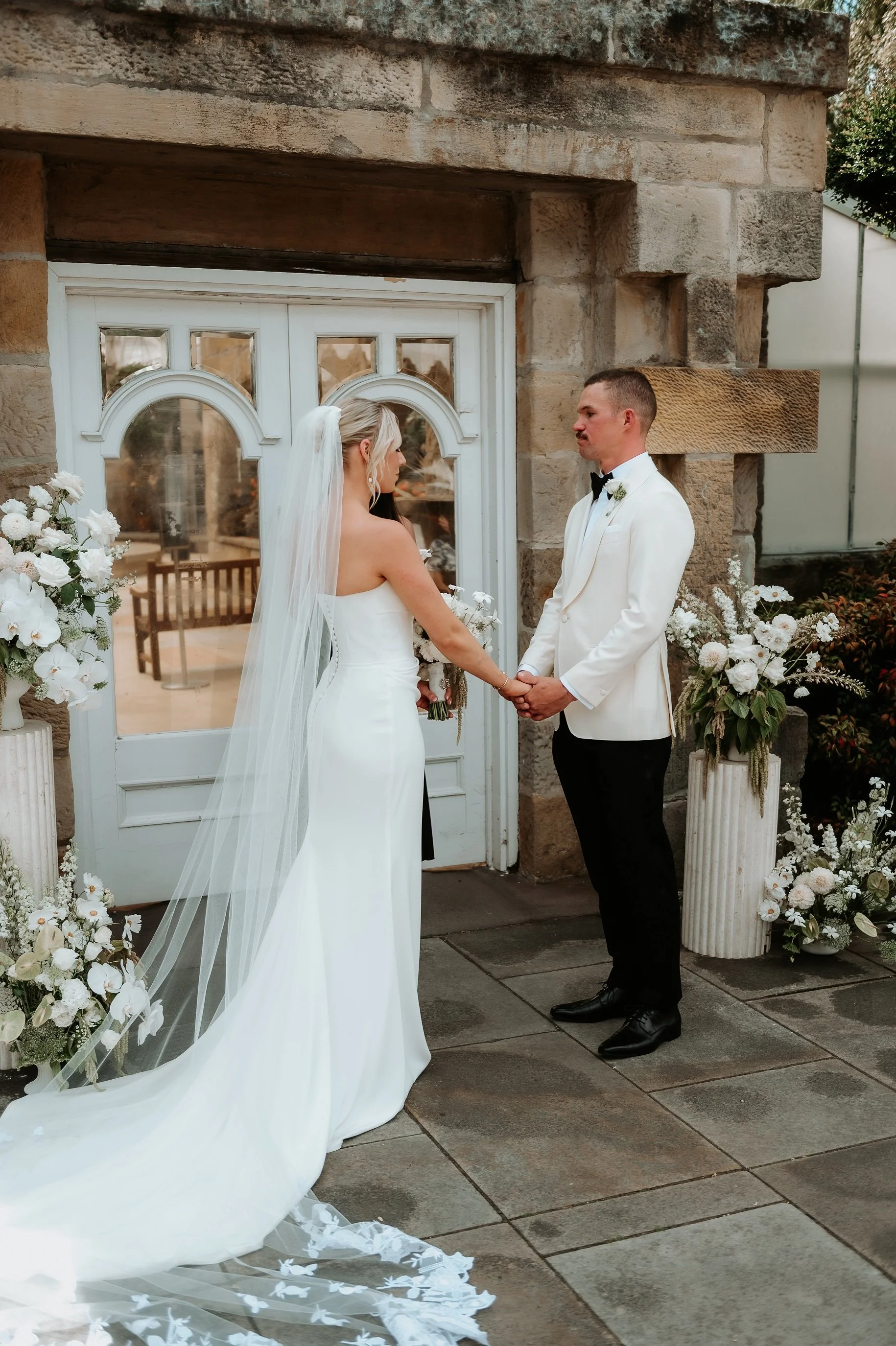 Freyr-Studio-Royal-Hobart-Botanical-Gardens-sophiesullivanphotos-Ceremony-Lovers.jpg