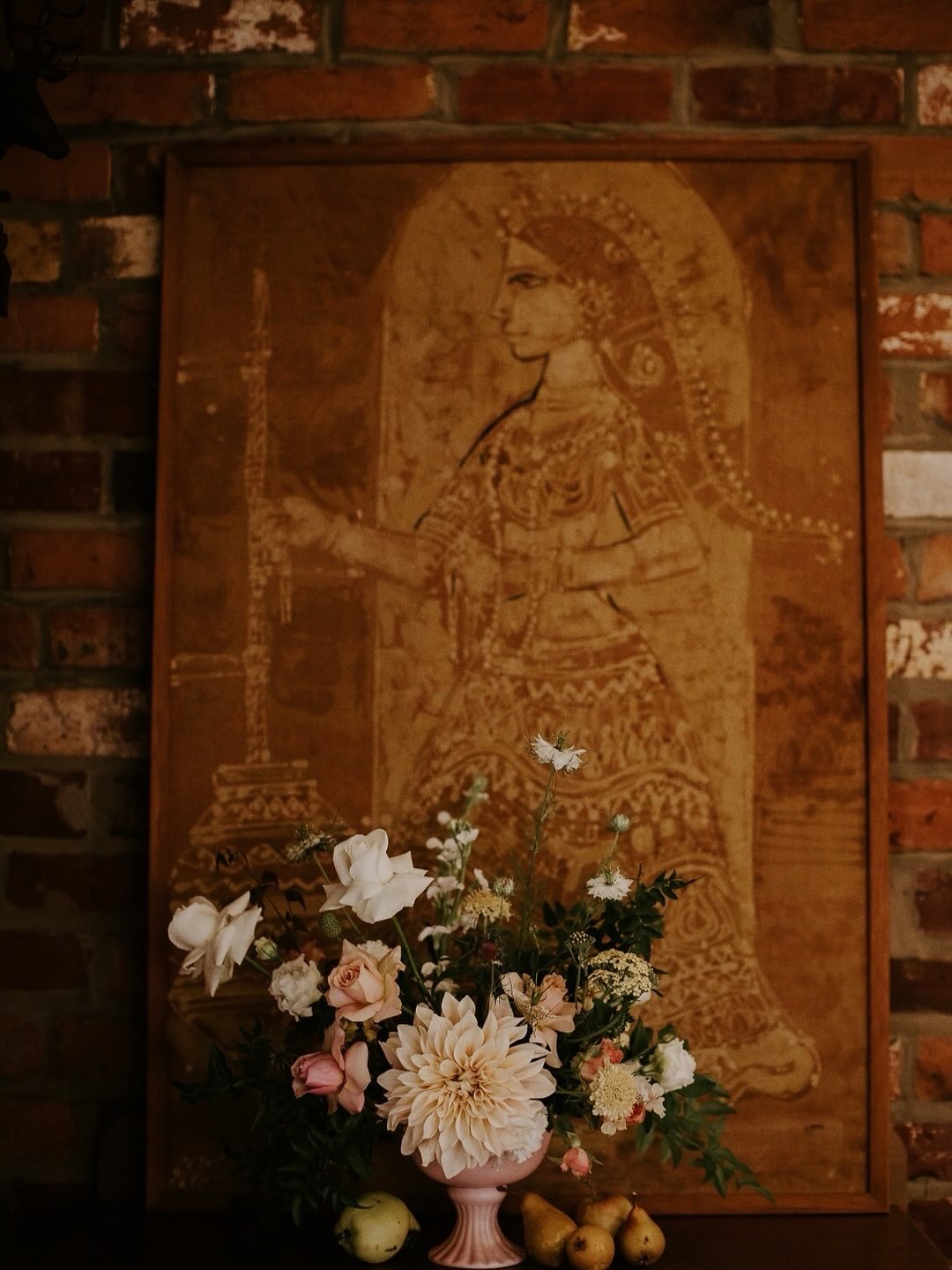 Poppy and Dean - the dream.
⠀⠀⠀⠀⠀⠀⠀⠀⠀
I&rsquo;ll never forget the moment Poppy walked down the aisle to the incredible sounds of Cello permeating the grounds at Longford House - her family&rsquo;s property in Tasmania.
⠀⠀⠀⠀⠀⠀⠀⠀⠀
One of those spine ti