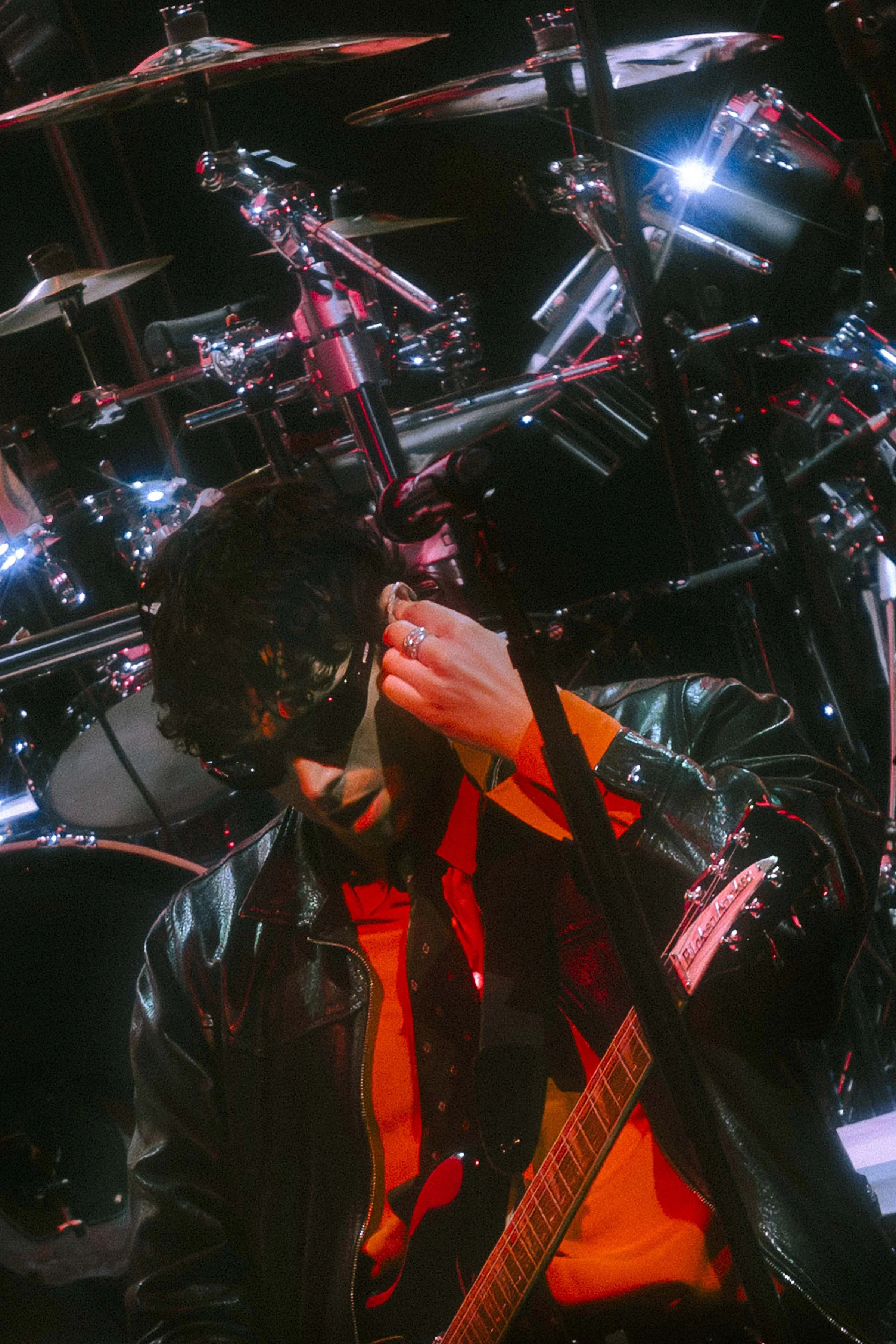 5SOS-HALEYPETRONEPHOTO-35.jpg