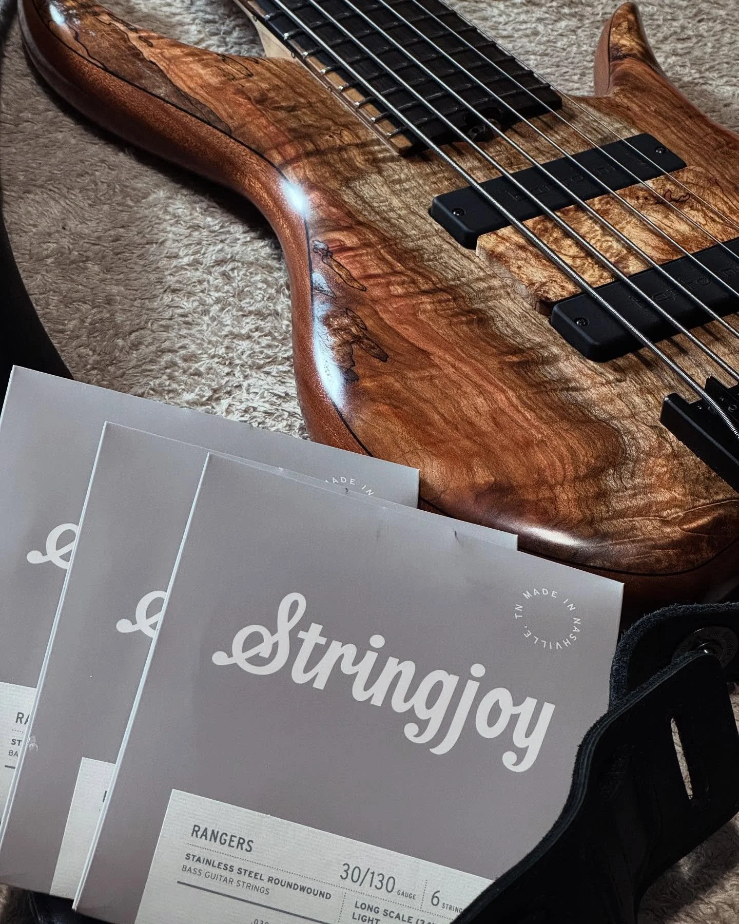 Fresh delivery from @stringjoy today! I know strings are personal and everyone has their allegiance but these are mine. Every builder works too hard to use a subpar string and once I put these on I knew I found a good match. They&rsquo;re bright, the