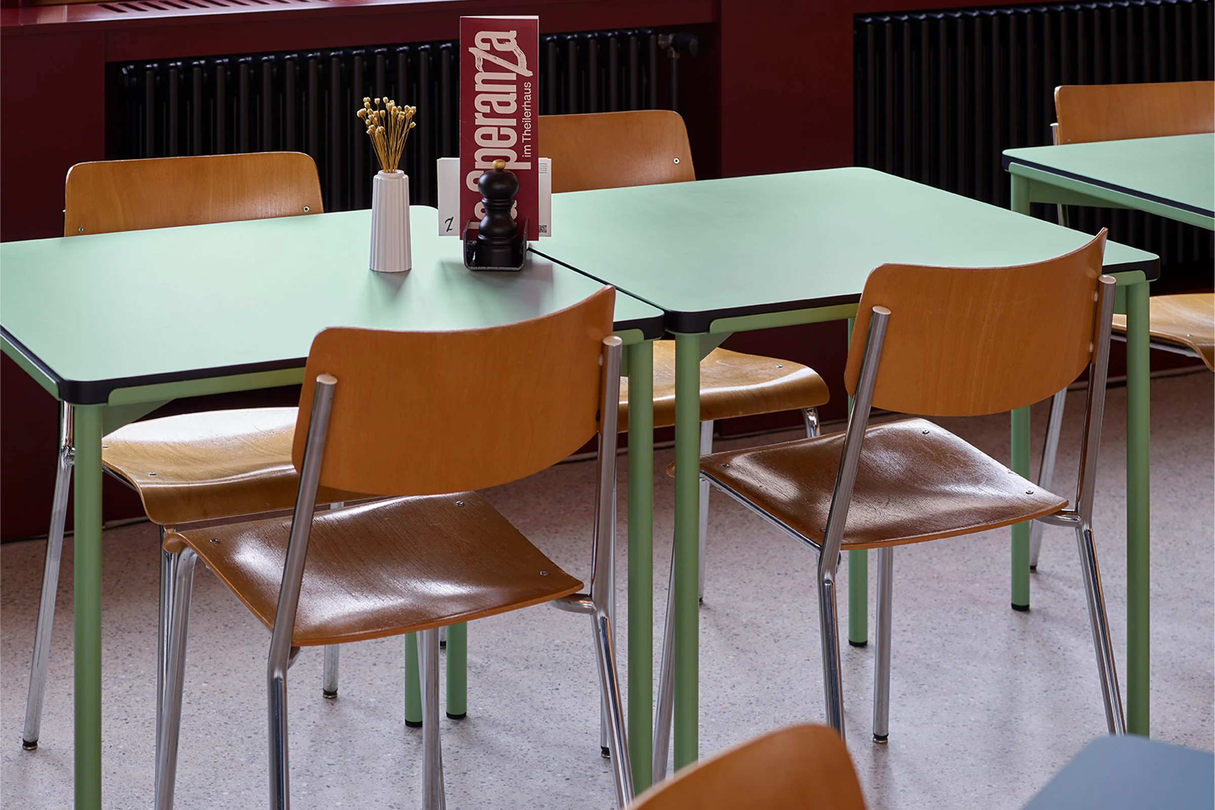 LG-C 03.jpg
