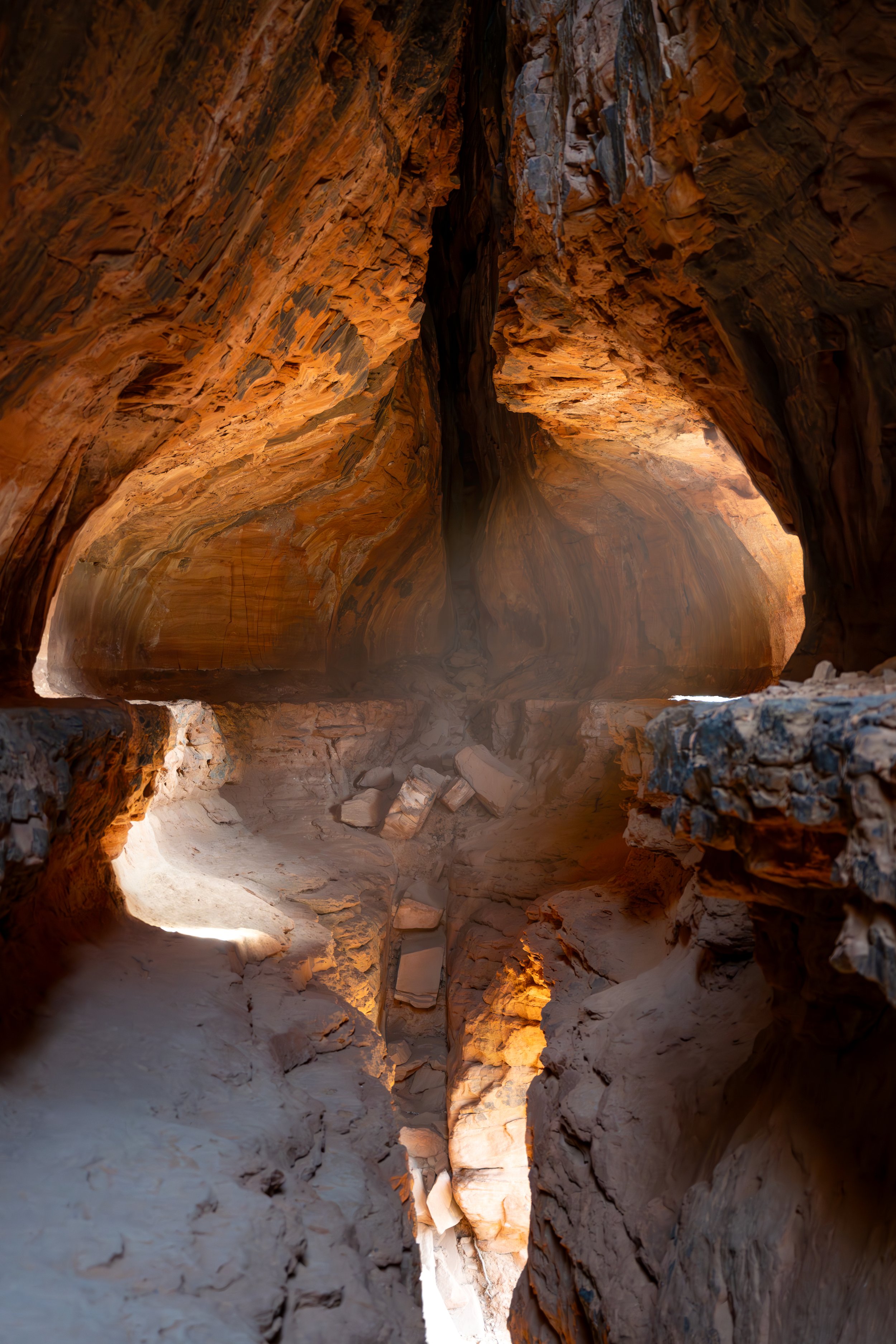 vag cave 1 - web.jpg