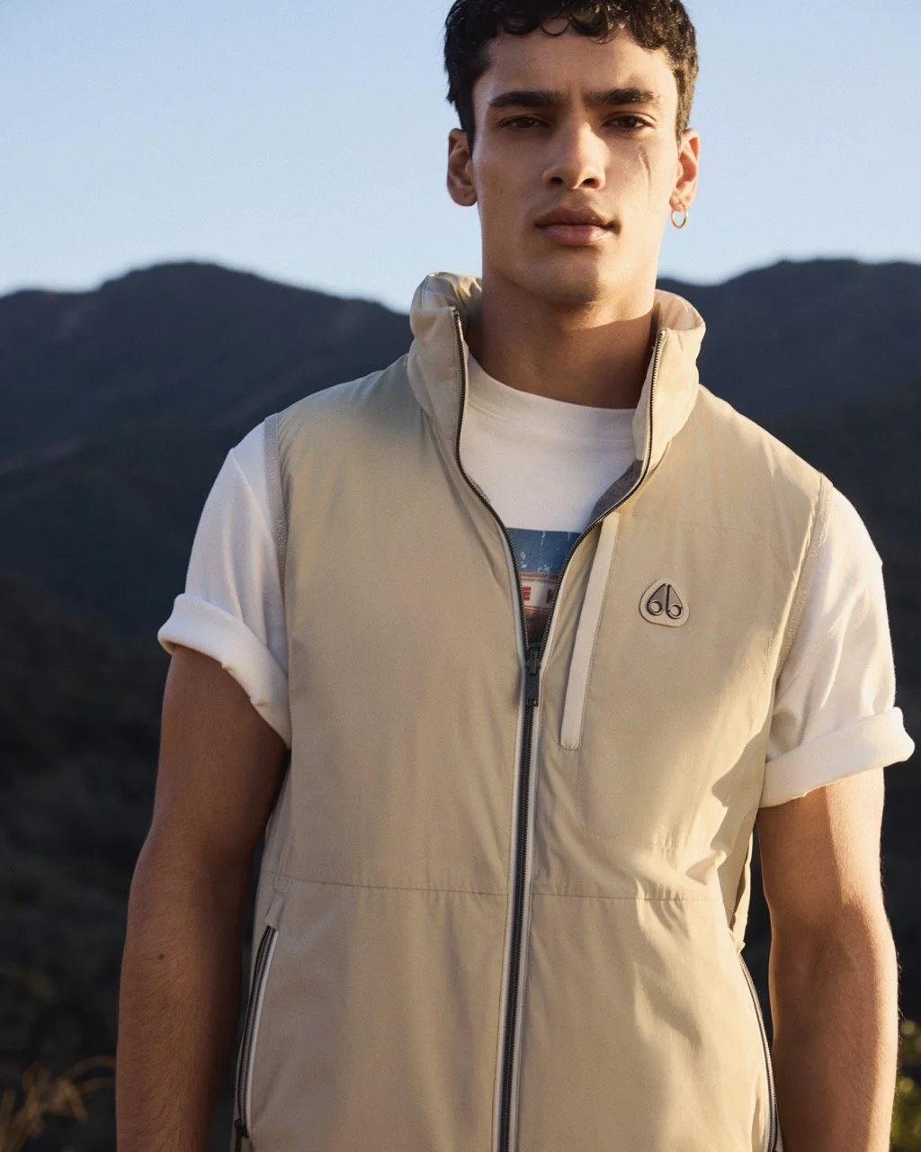 mn_16-L16_1526_V2 Large.jpeg