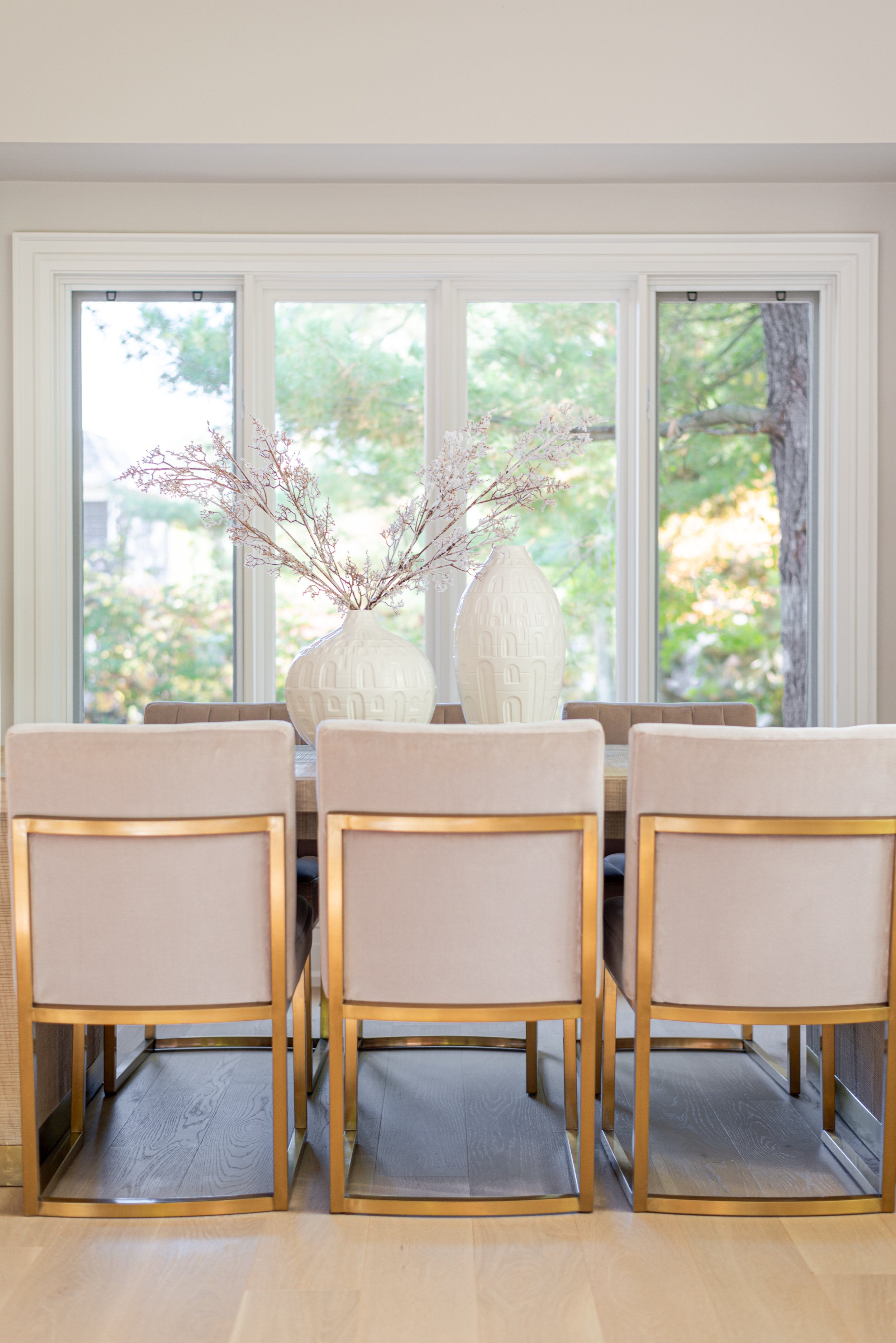 modern dining chair