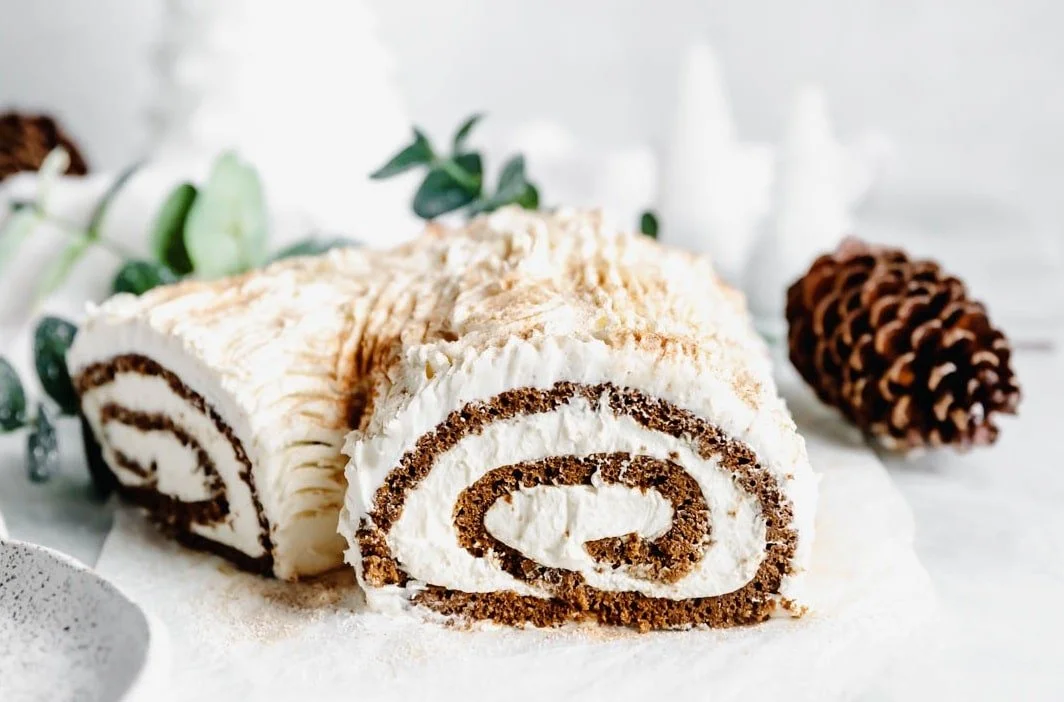 White-Chocolate-Gingerbread-Yule-Log-web.jpg