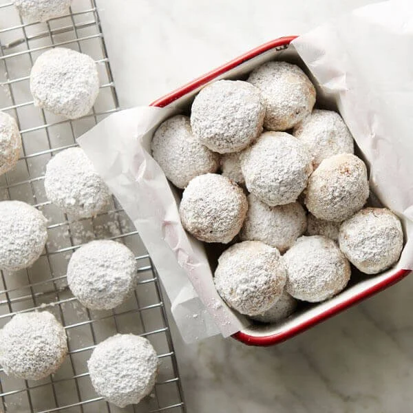 2018_snowball-cookies_5823_600x600.jpg
