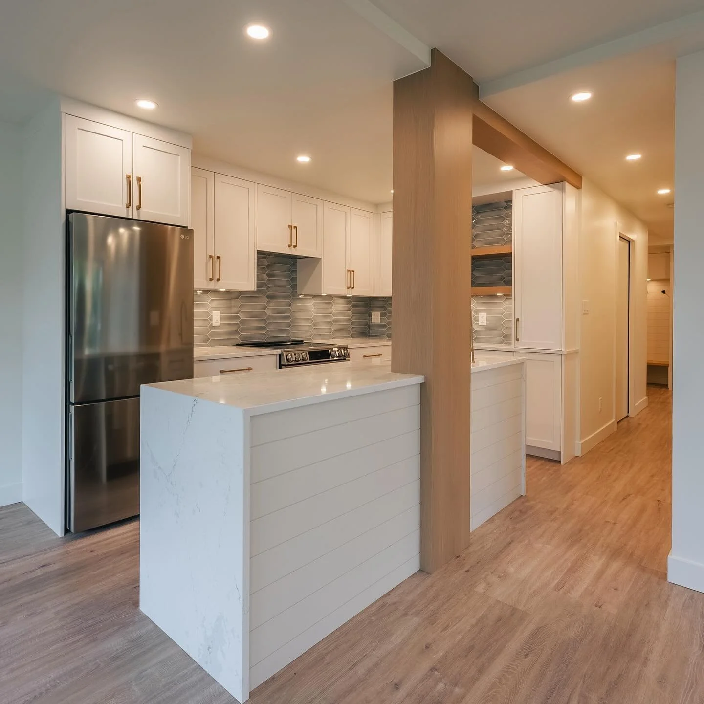 Photos are in from our Granville Island job and we couldn&rsquo;t be more thrilled with the result! This kitchen will produce so many great meals and memories for this client and her family. Credit to the whole team for their work on this one. Photos
