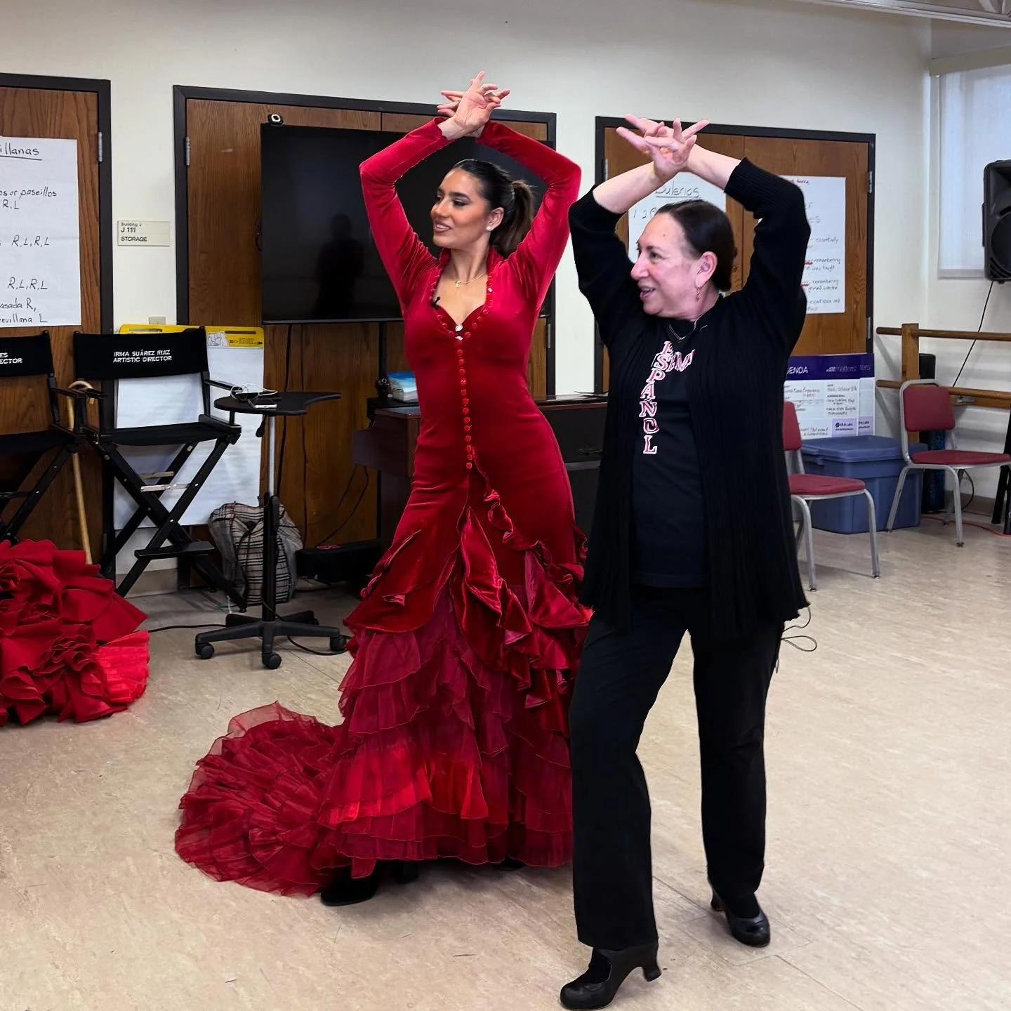 Thank you to @ensembleespanol&rsquo;s Jorge Perez and Irma Su&aacute;rez Ruiz for having us today! It was so fun to see @jessicasuareztv from @telemundochicago learn some traditional dance moves in full costume.💃💃💃
Don&rsquo;t miss the 50th Annive