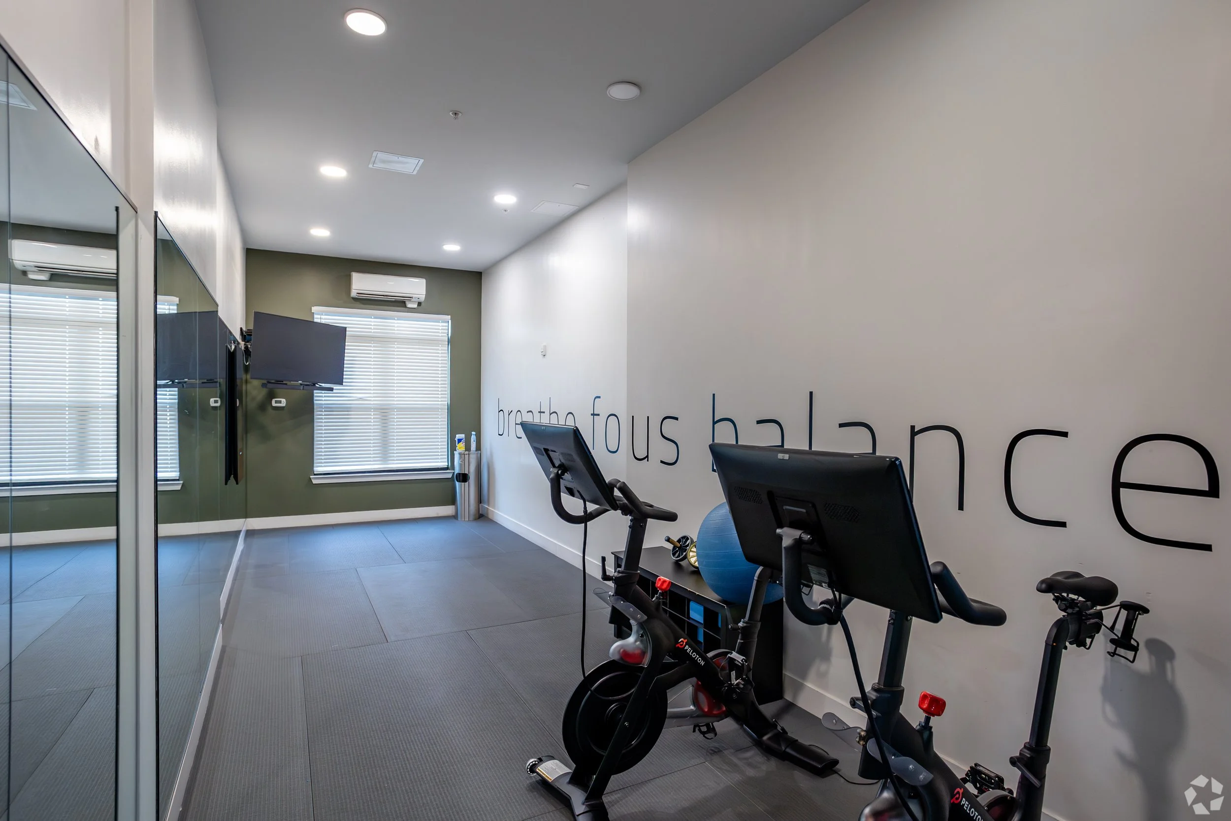 District-at-Seven-Springs (5).jpg