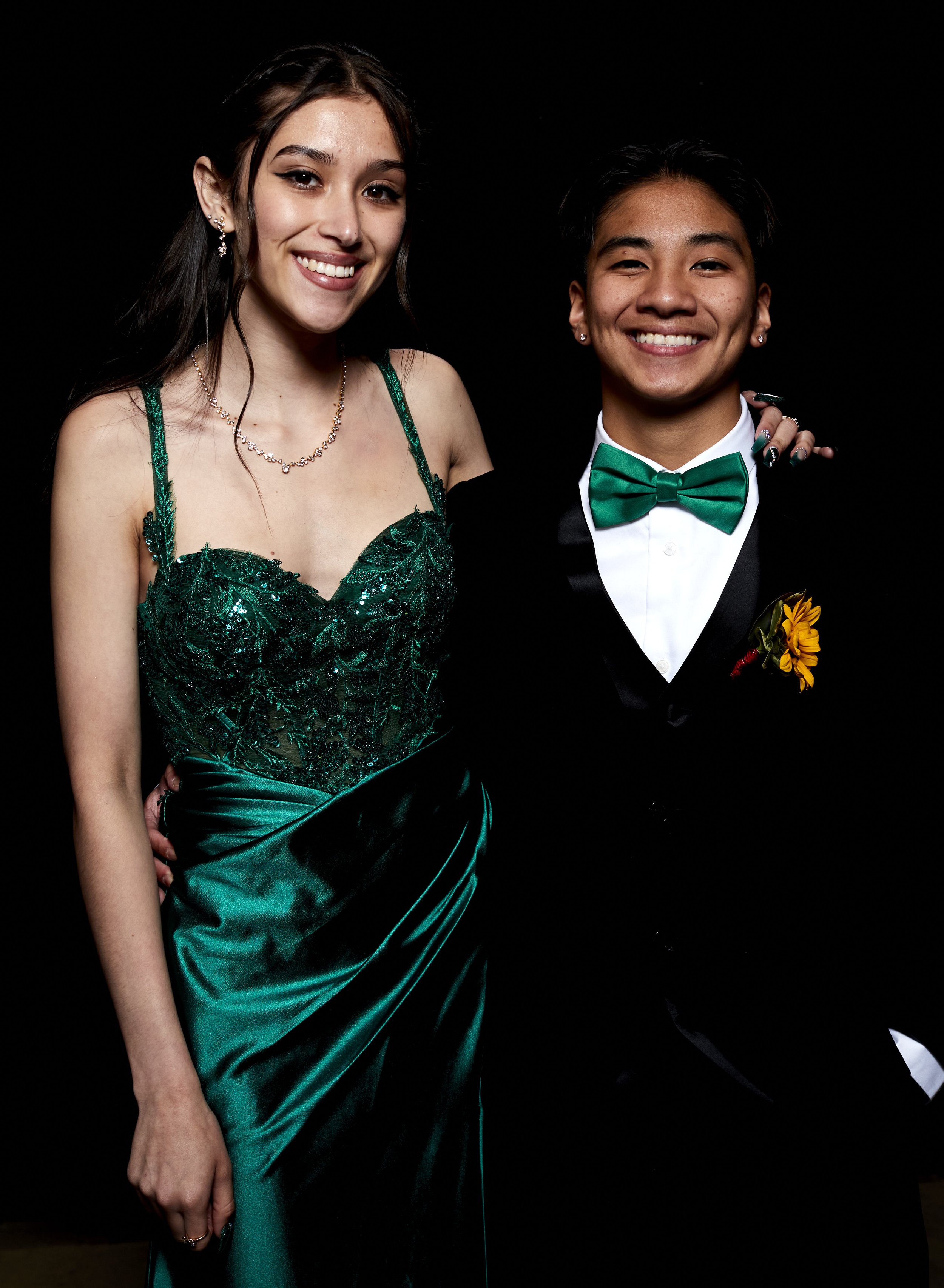 20220513_cuhs_prom_0393_property.jpg