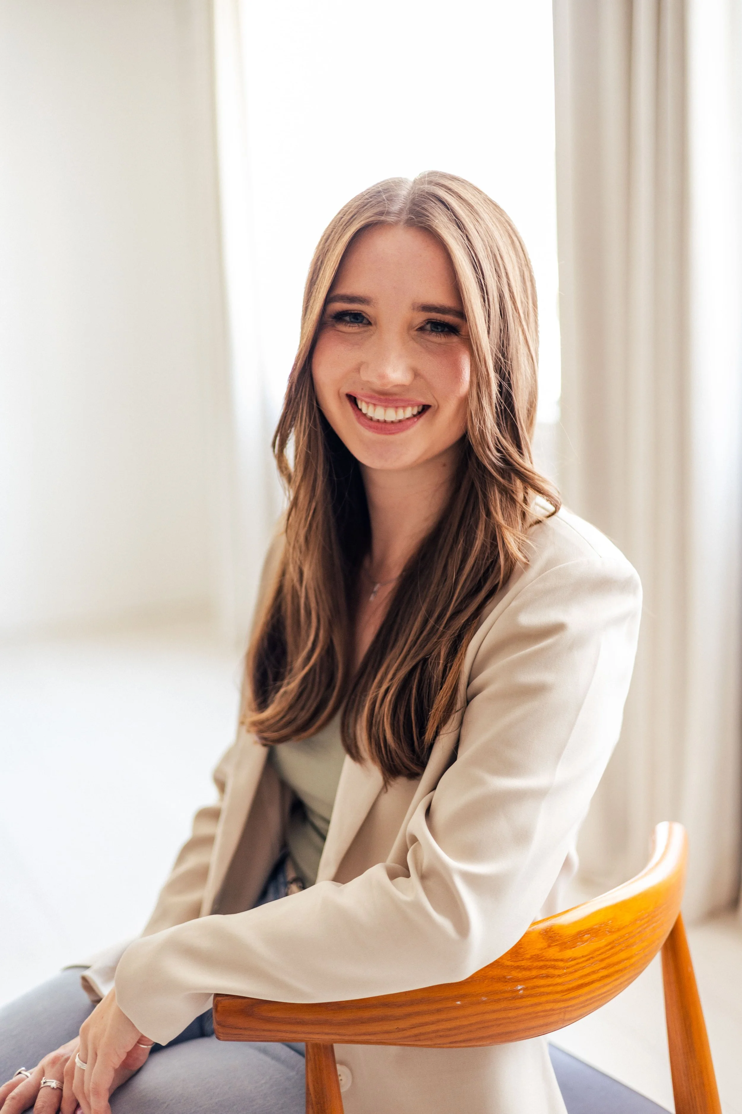 Rylee Hallum | Dallas, TX Therapist | Teens | Young Adults | Trauma | PTSD | OCD | Anxiety | Depression | Life Transitions