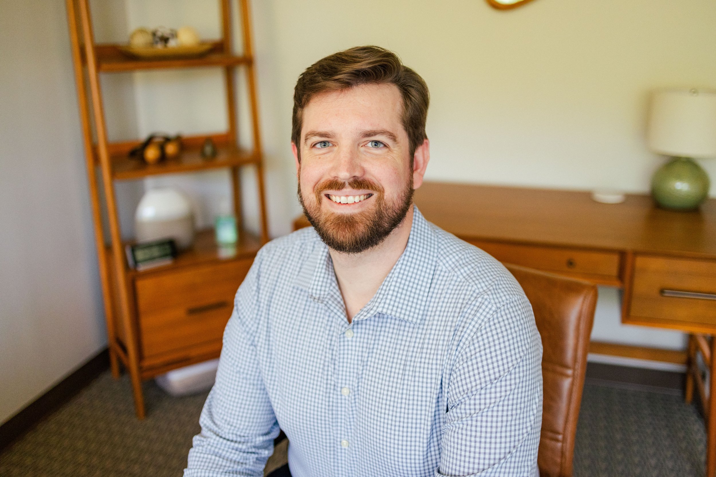 Dallas, TX Couples Therapist Blake Lever | Trauma | Anxiety | Depression | Couples | Families | Groups
