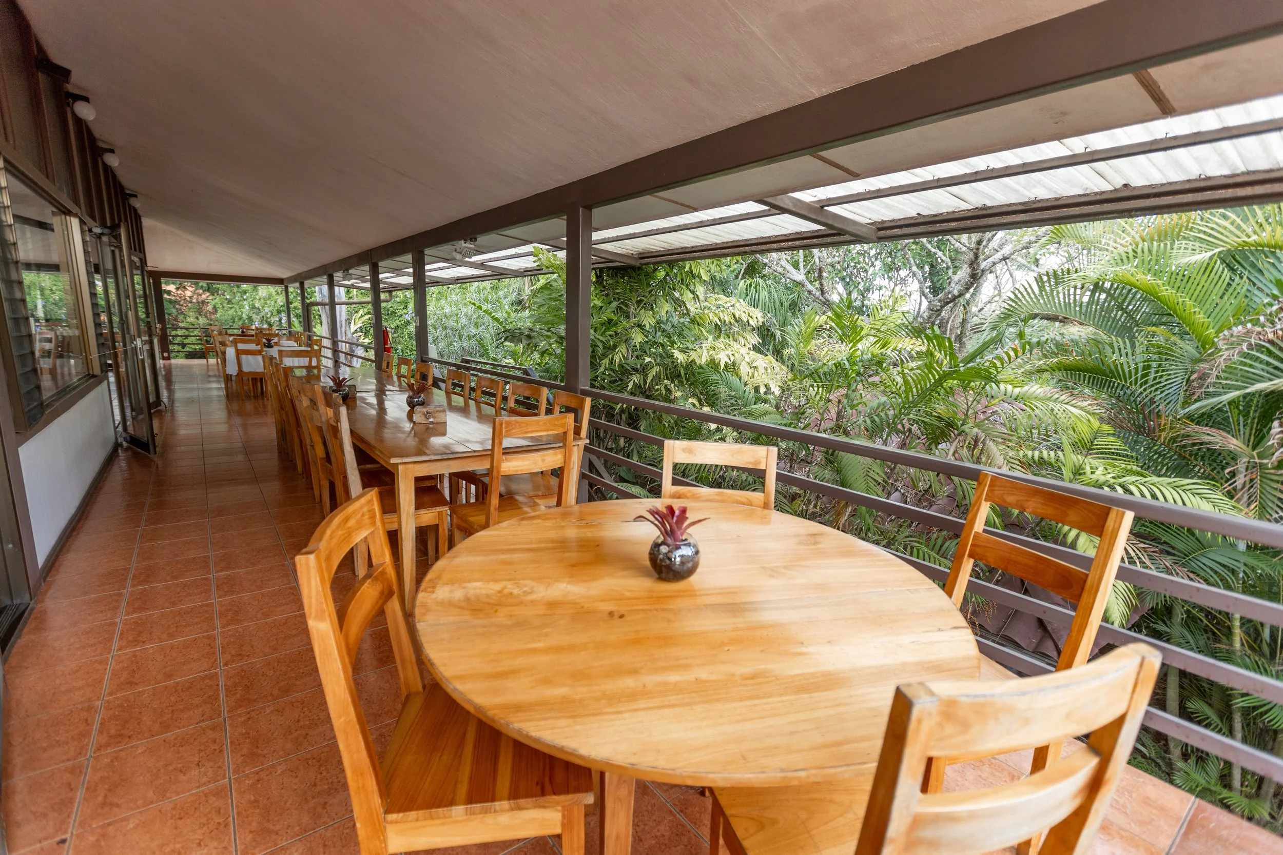 RRPuraVida_RoomsInterior804.jpg