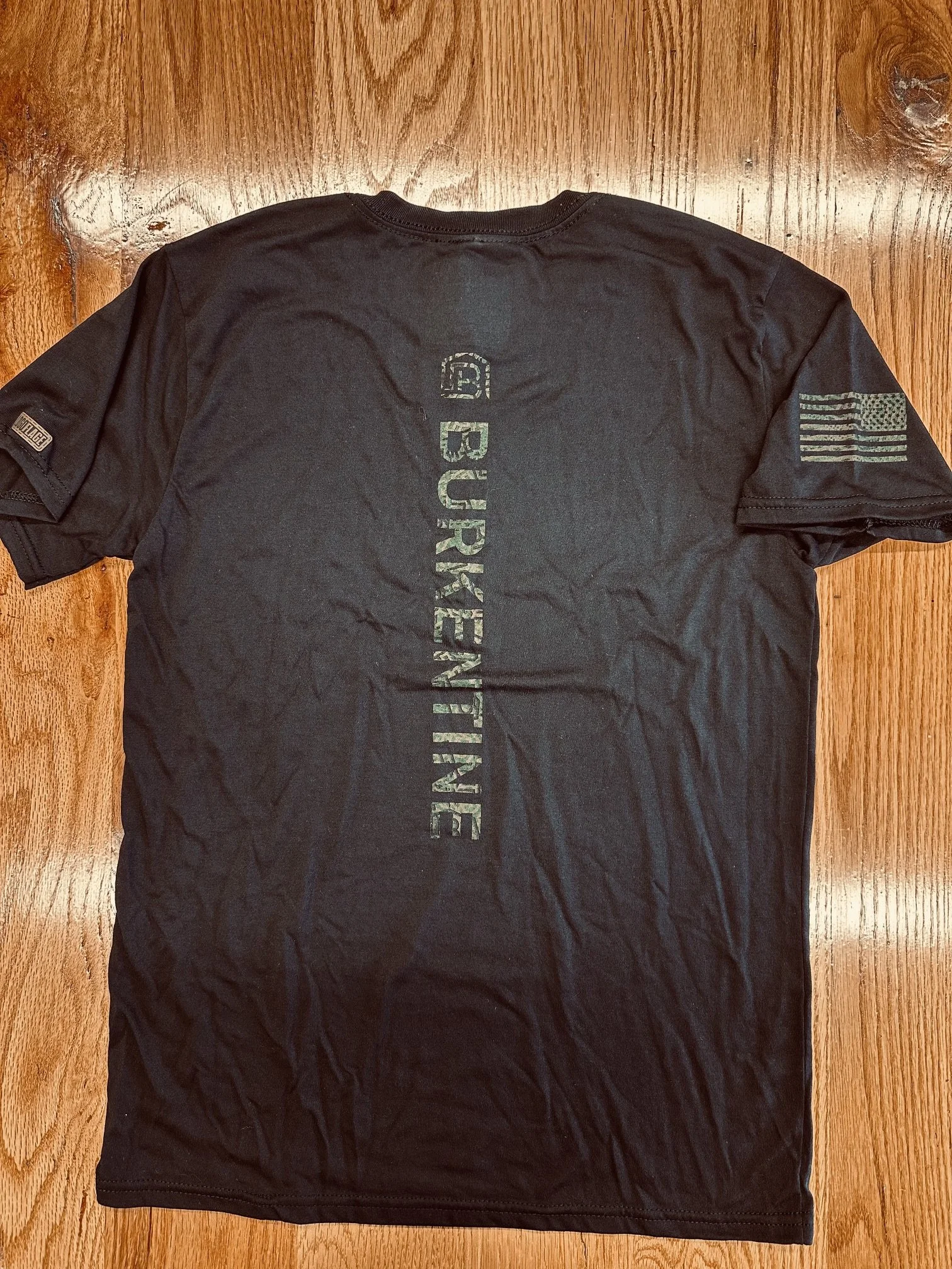BURK TEE [Camo Logo -Black]