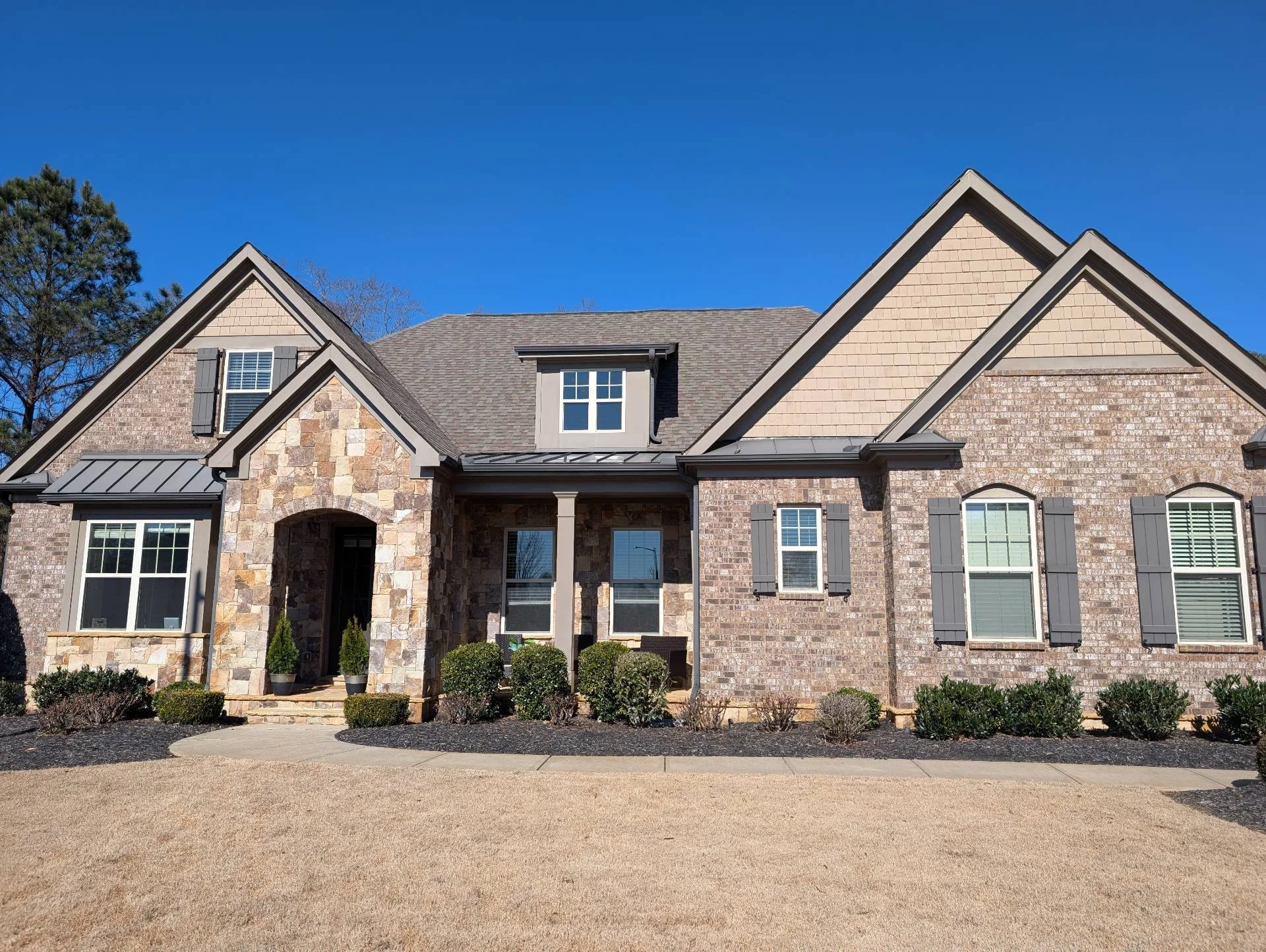 How Do I Know If I Need a New Roof or Just a Repair?