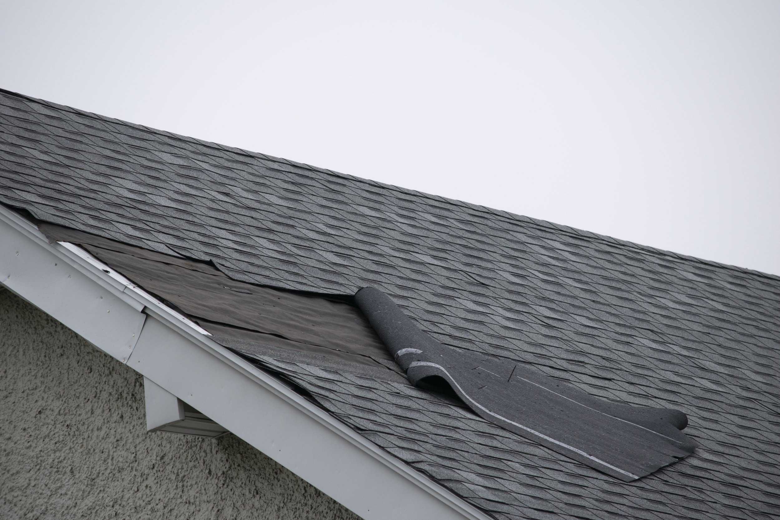 Lack of Maintenance: Failing to inspect and maintain your roof regularly can result in minor issues becoming major problems. Over time, this neglect can lead to extensive damage and costly repairs.