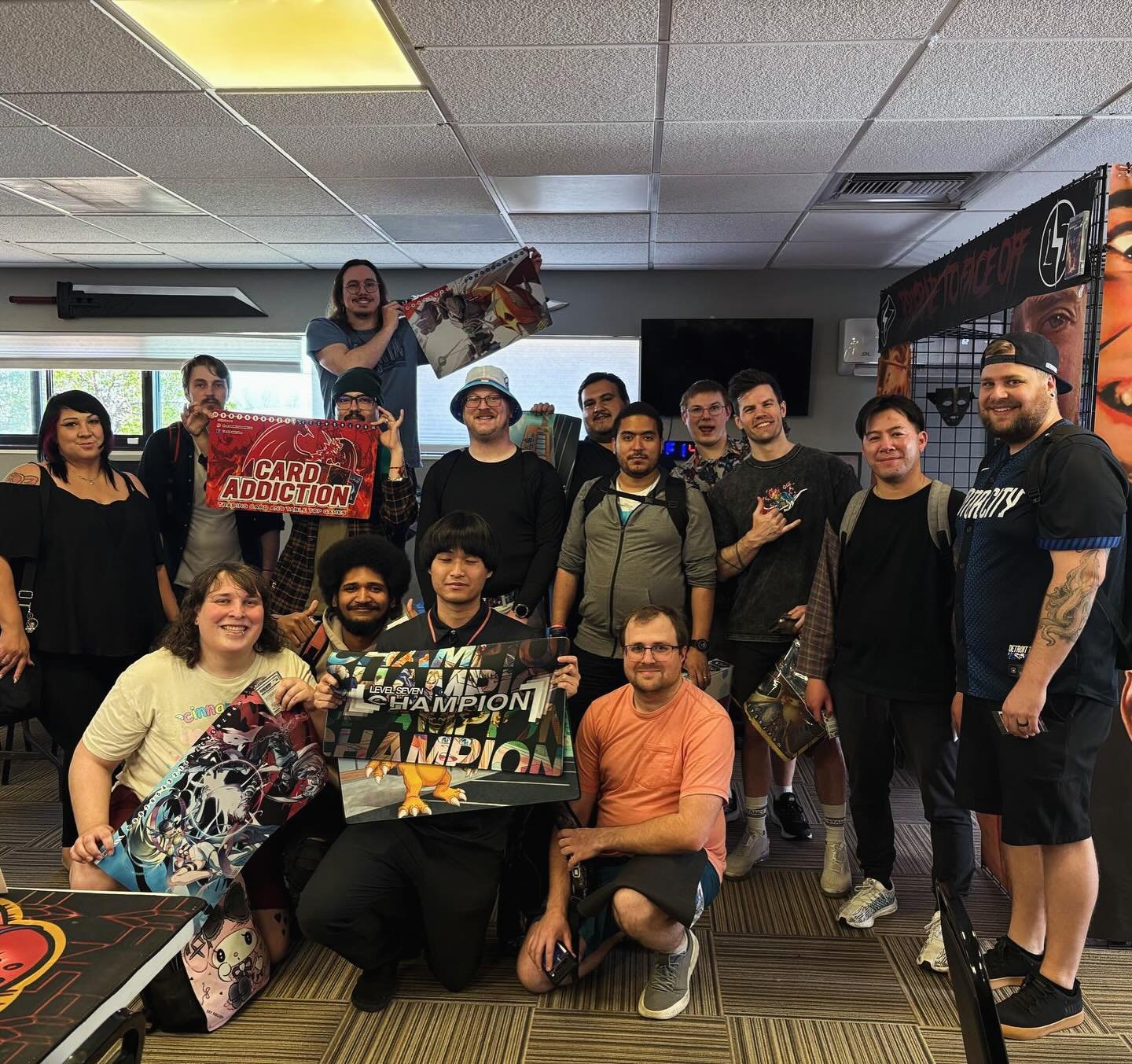Luke took 1st in our capped out Digimon TCG Regional event yesterday! Big grats to him and huge shoutout to all the players and judges as well!
😘