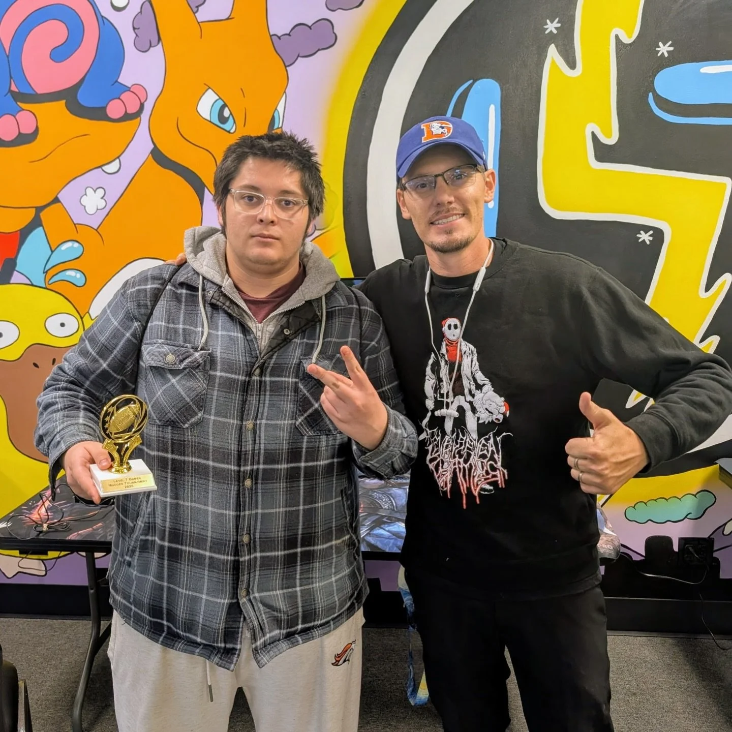 Thanks to our Madden Tournament participants! Grats to Donovan for taking 1st 🥇 

Next one is December 21st in Englewood! 

🏈