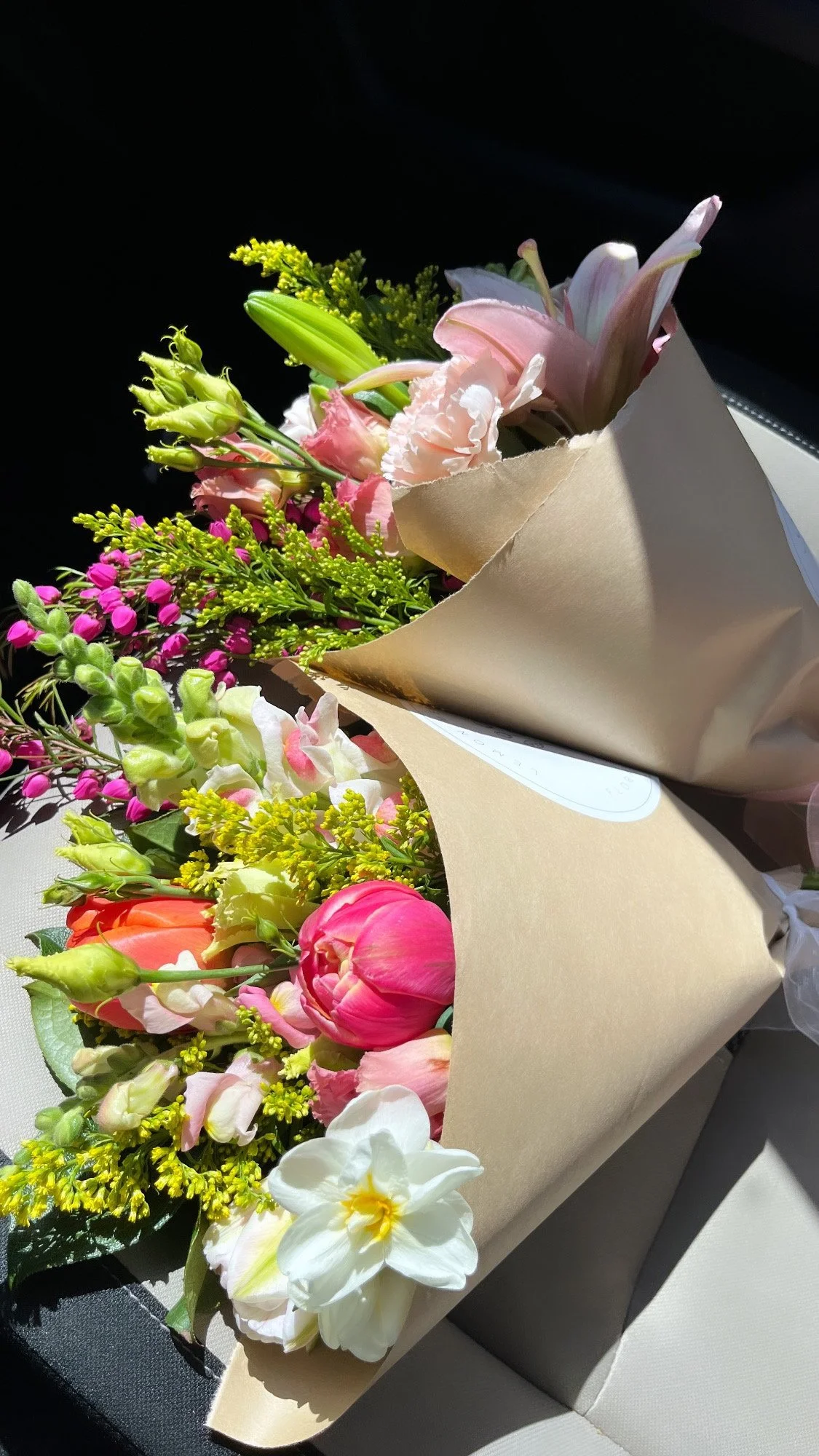 The Wrapped Bouquet | Flower Club Subscription