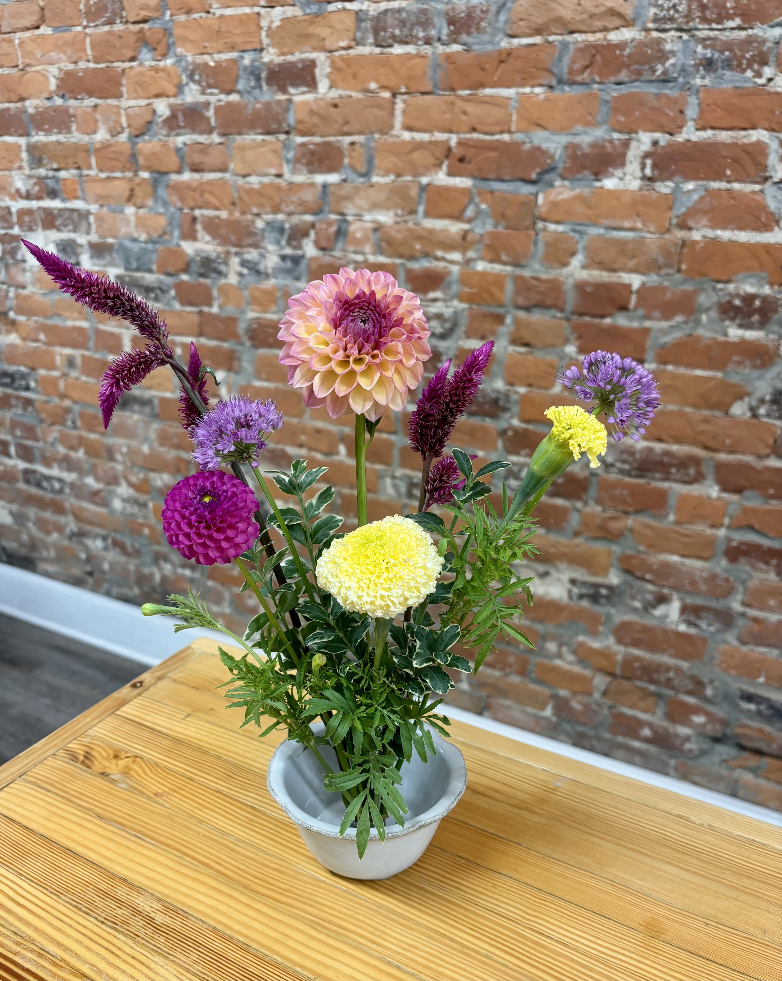 Weekly Floral & Wine Special