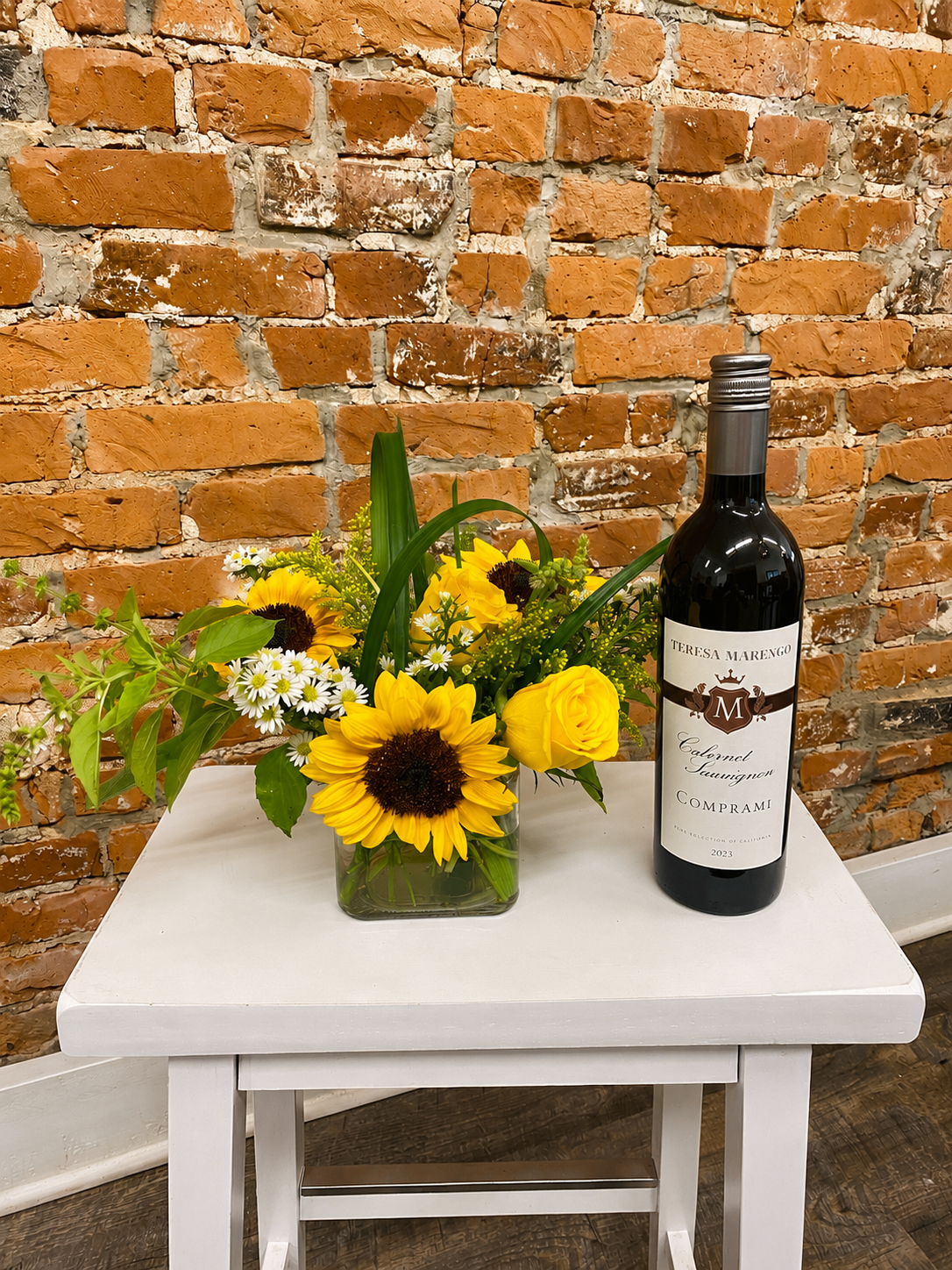Weekly Floral & Wine Special