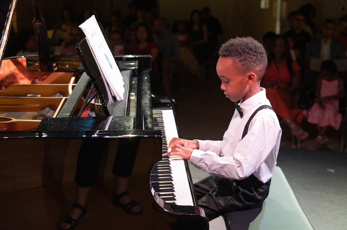 Ezana at the Summer 2023 recital at South Loop School of Music