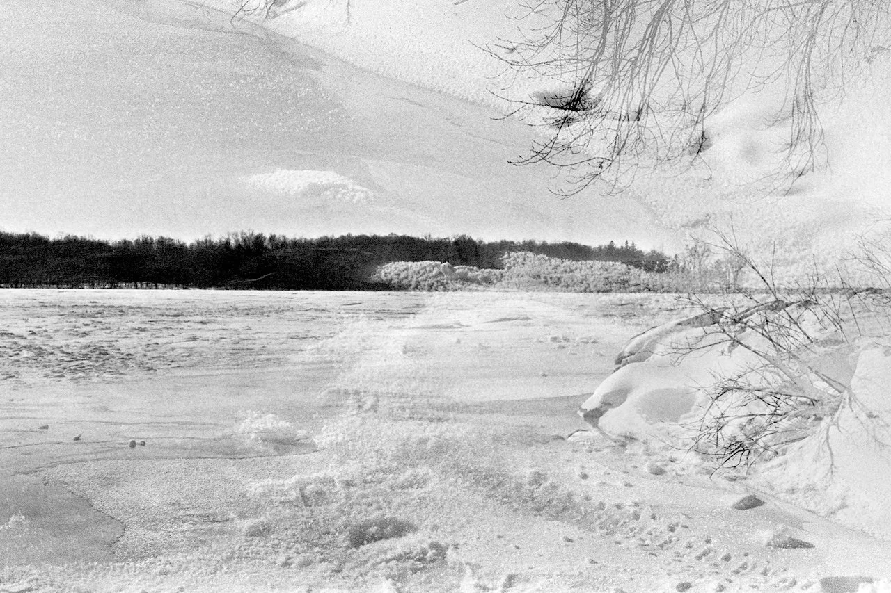 LISA_PHOT 332_Lake_WEB.jpg
