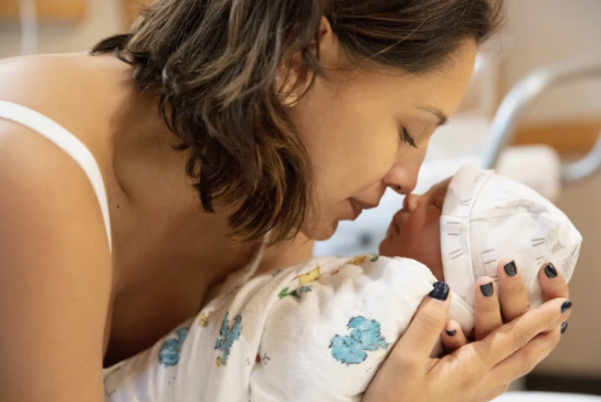 What New Moms in the Coachella Valley Need Most in the First 12 Weeks