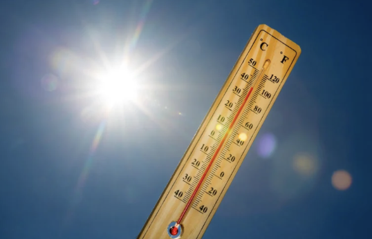 Surviving the Coachella Valley Heat with a Newborn: Postpartum Tips for Desert Moms