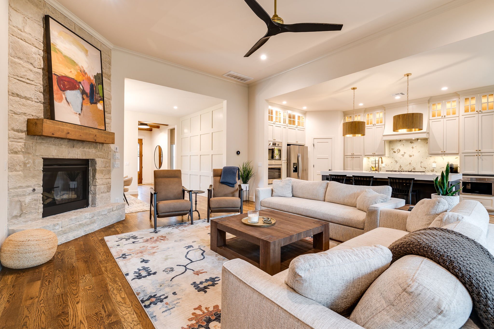 18-1732-parkwood-ave-edmond-ok-73034-great-room-open-concept.jpg