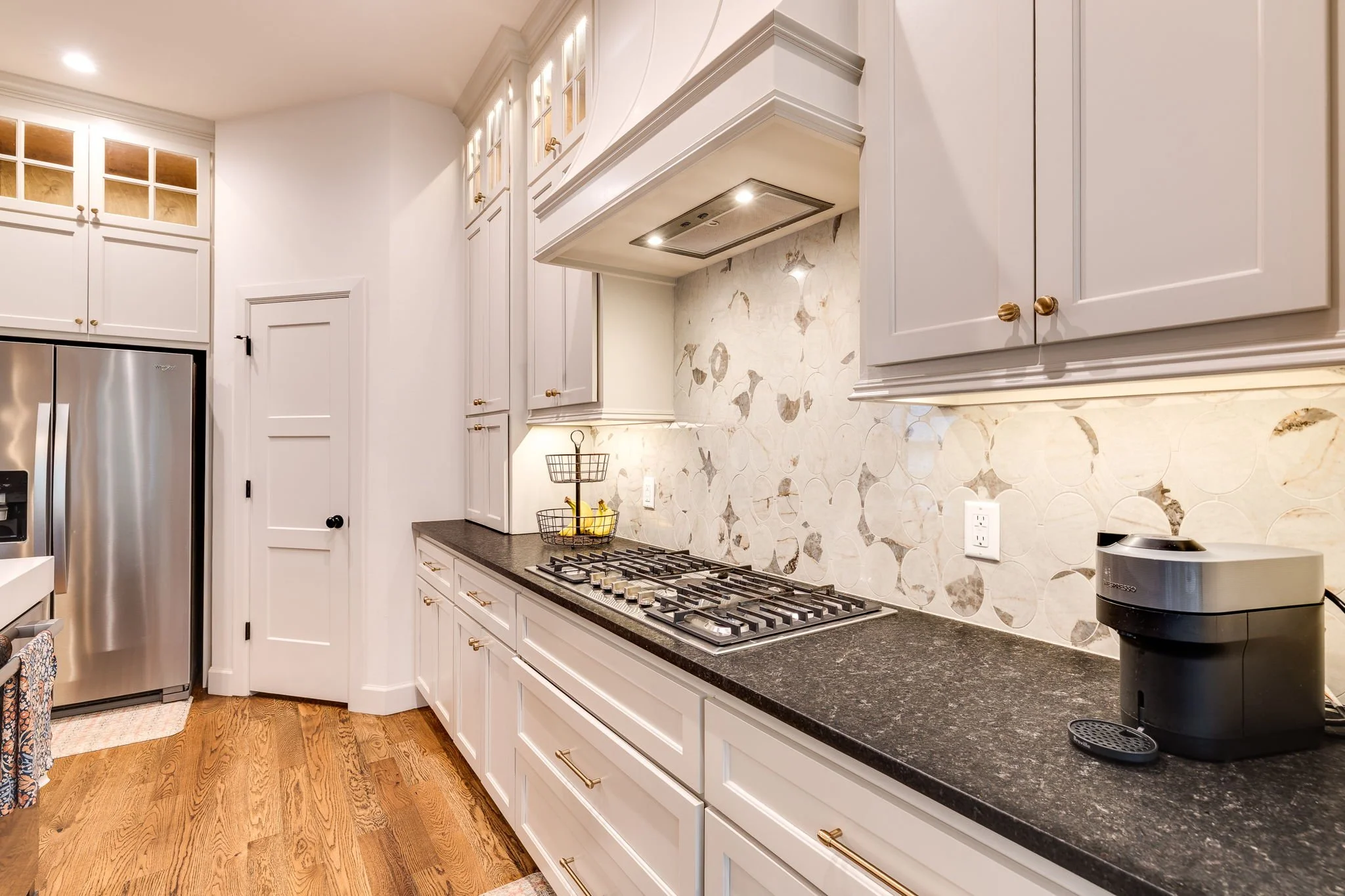 25-1732-parkwood-ave-edmond-ok-73034-kitchen-gas-cooktop.jpg