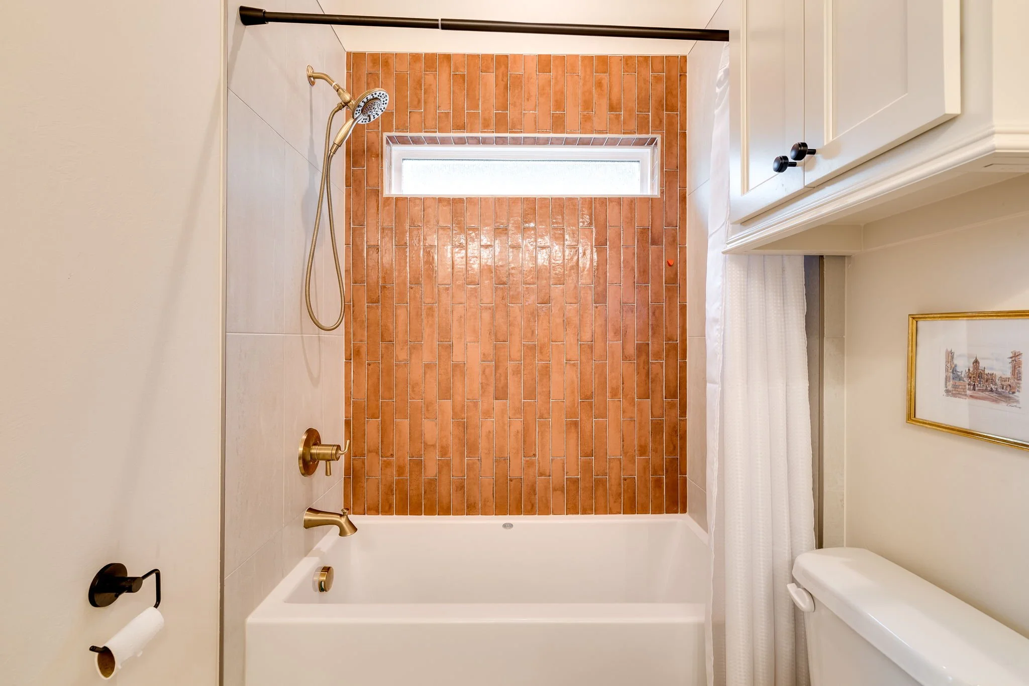 51-1732-parkwood-ave-edmond-ok-73034-bathroom-tub-shower-combo.jpg